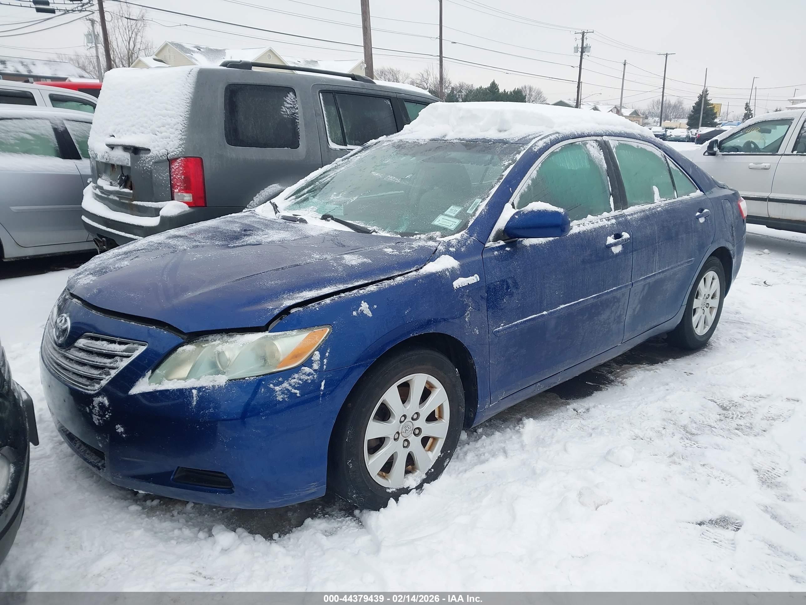TOYOTA CAMRY image 2