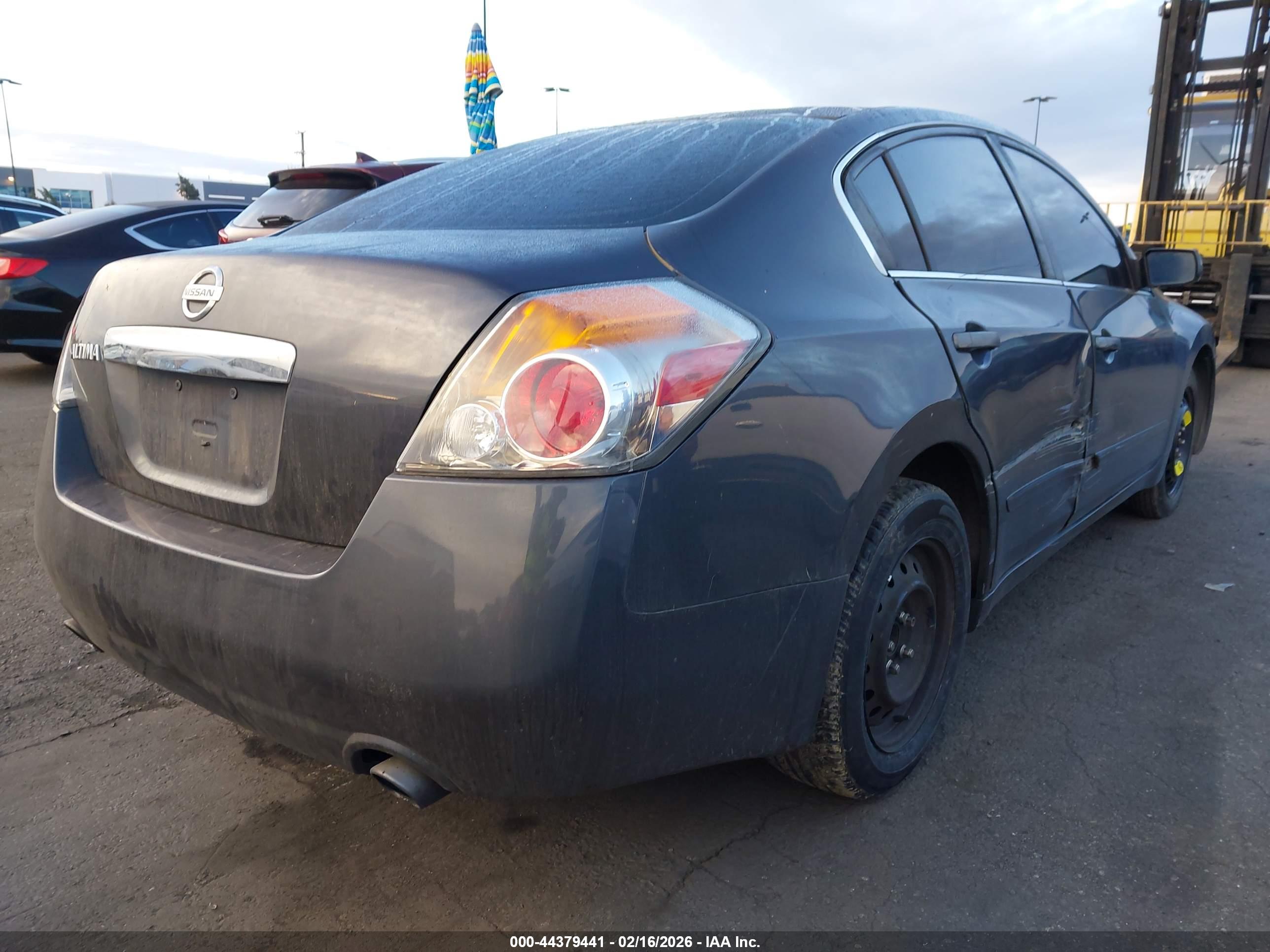 NISSAN ALTIMA image 4