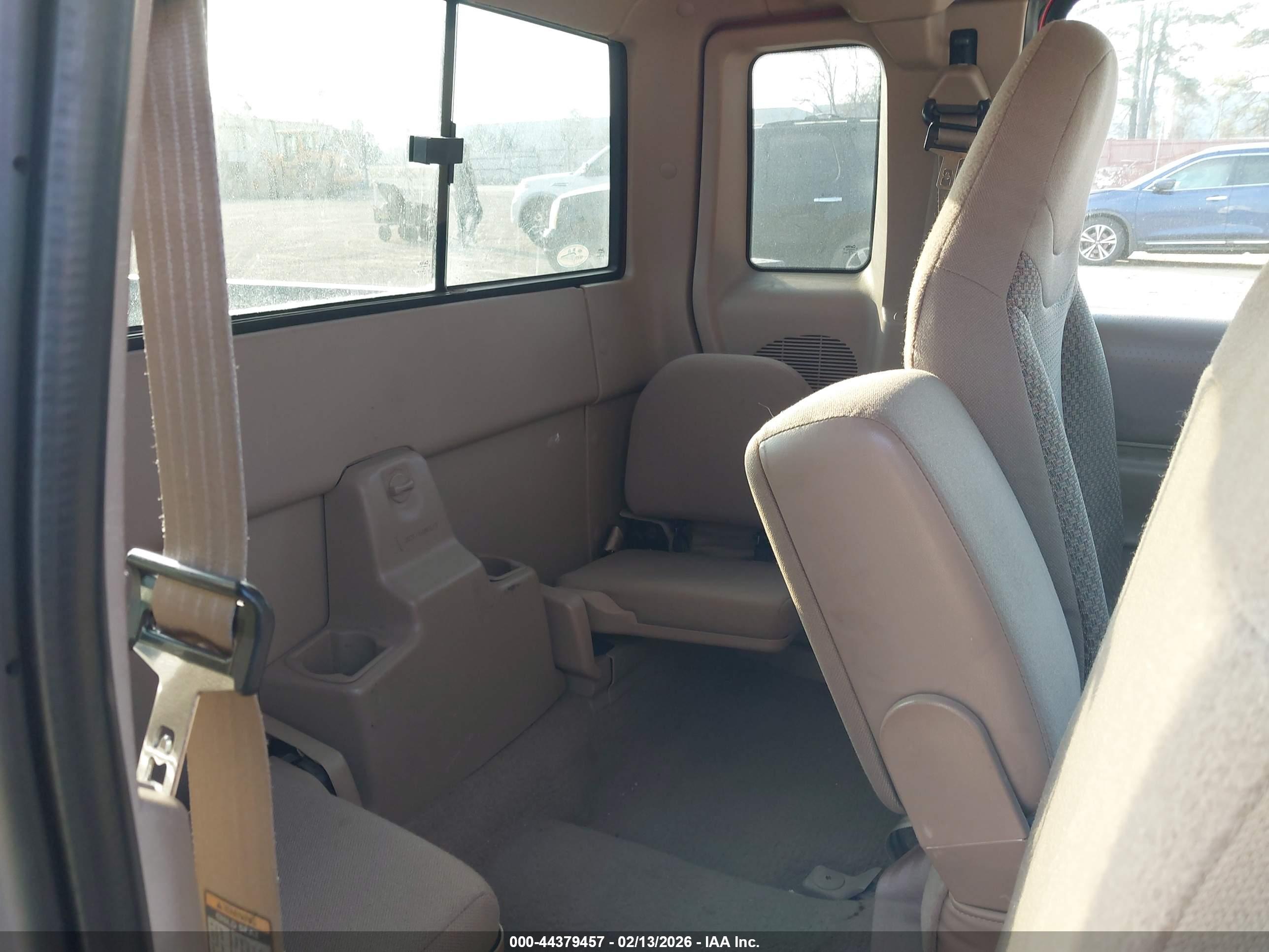 FORD RANGER image 8