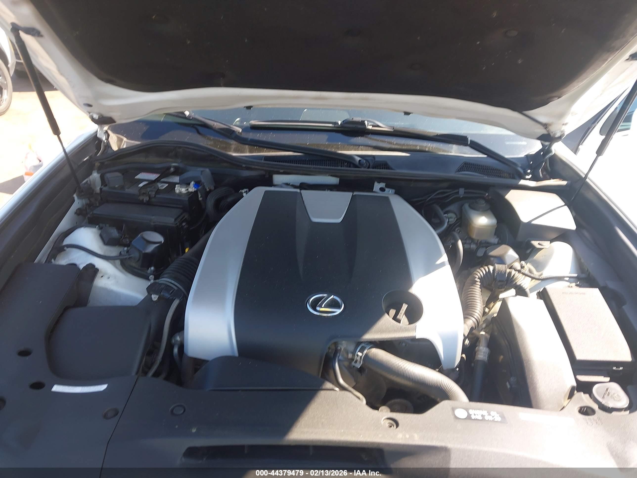 LEXUS GS image 10