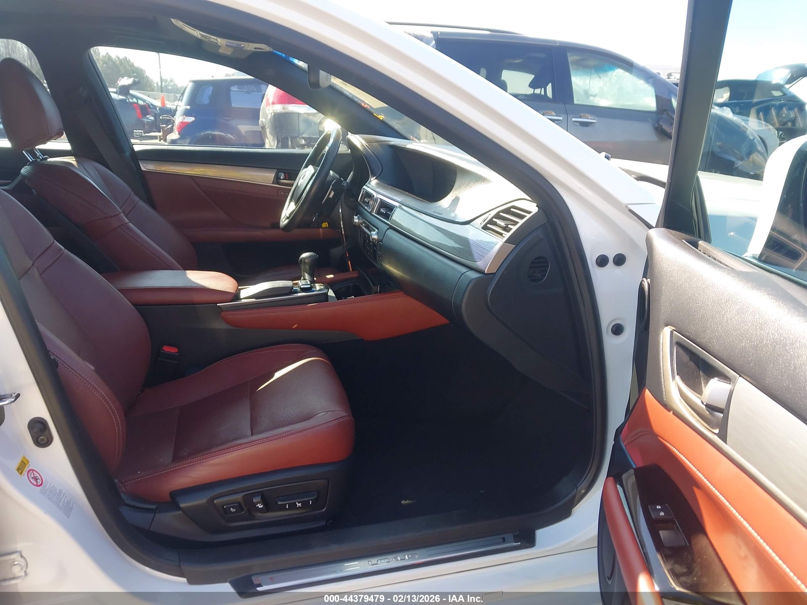LEXUS GS image 5