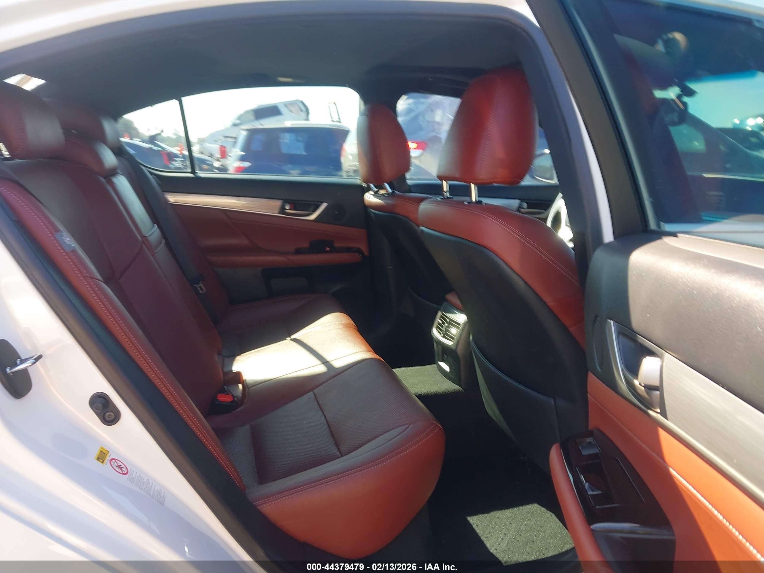 LEXUS GS image 8