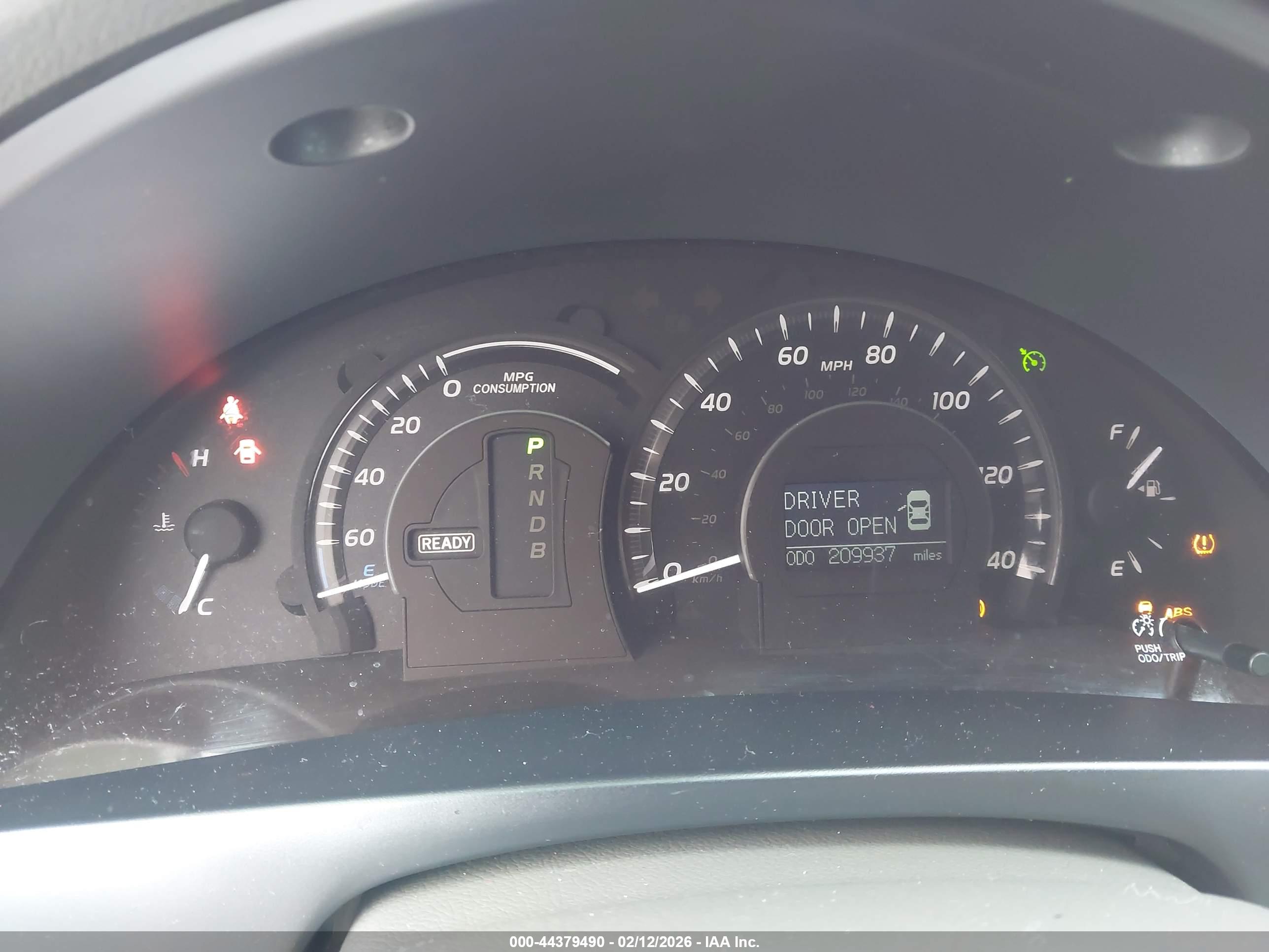 TOYOTA CAMRY image 7