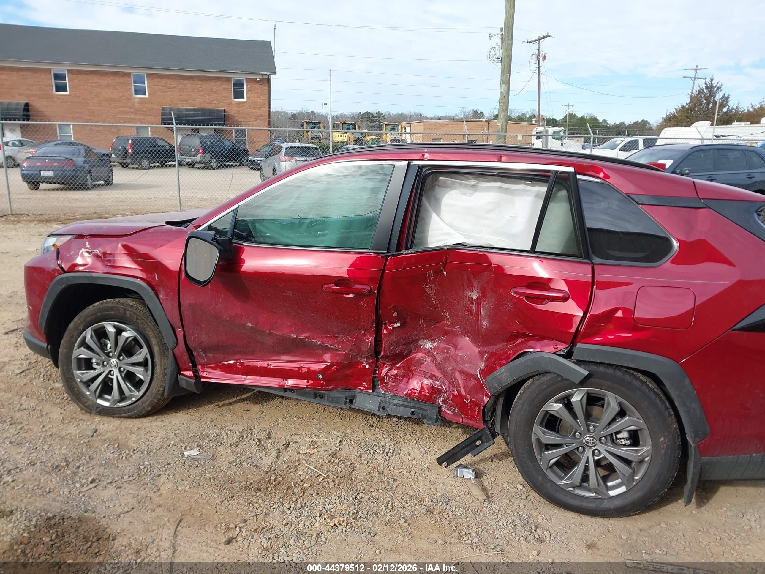 TOYOTA RAV4 image 6