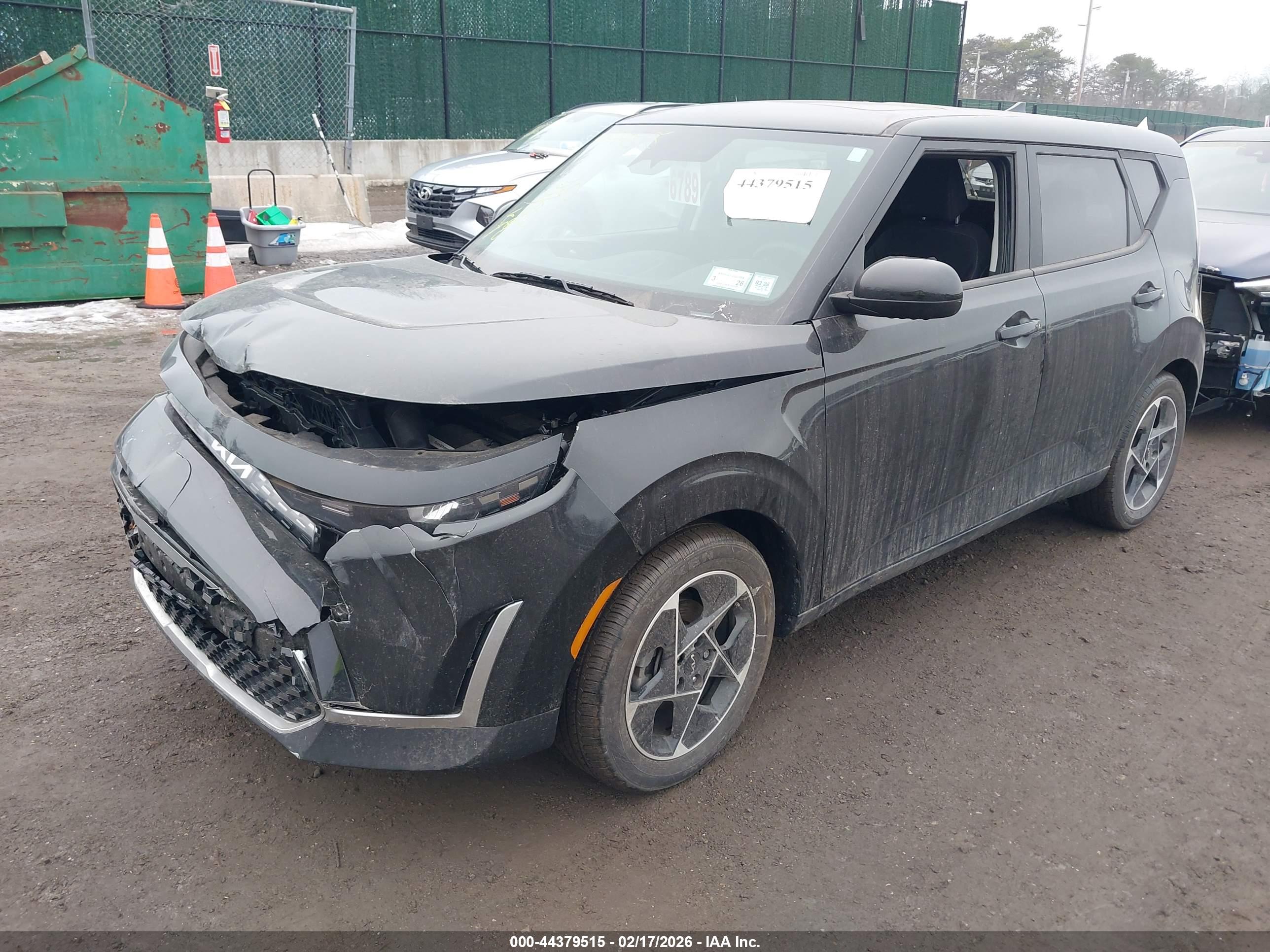 KIA SOUL image 2