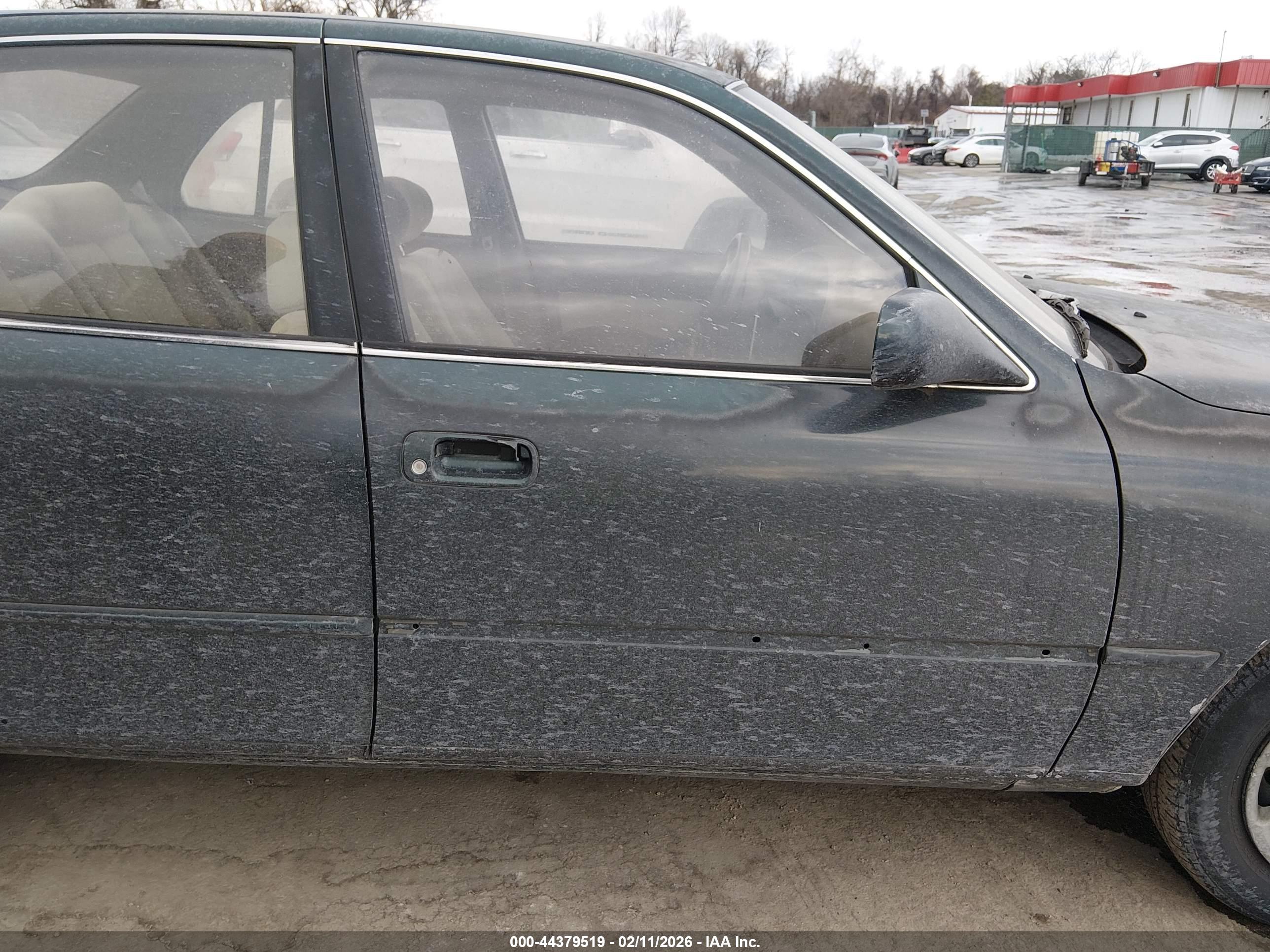 TOYOTA CAMRY image 6