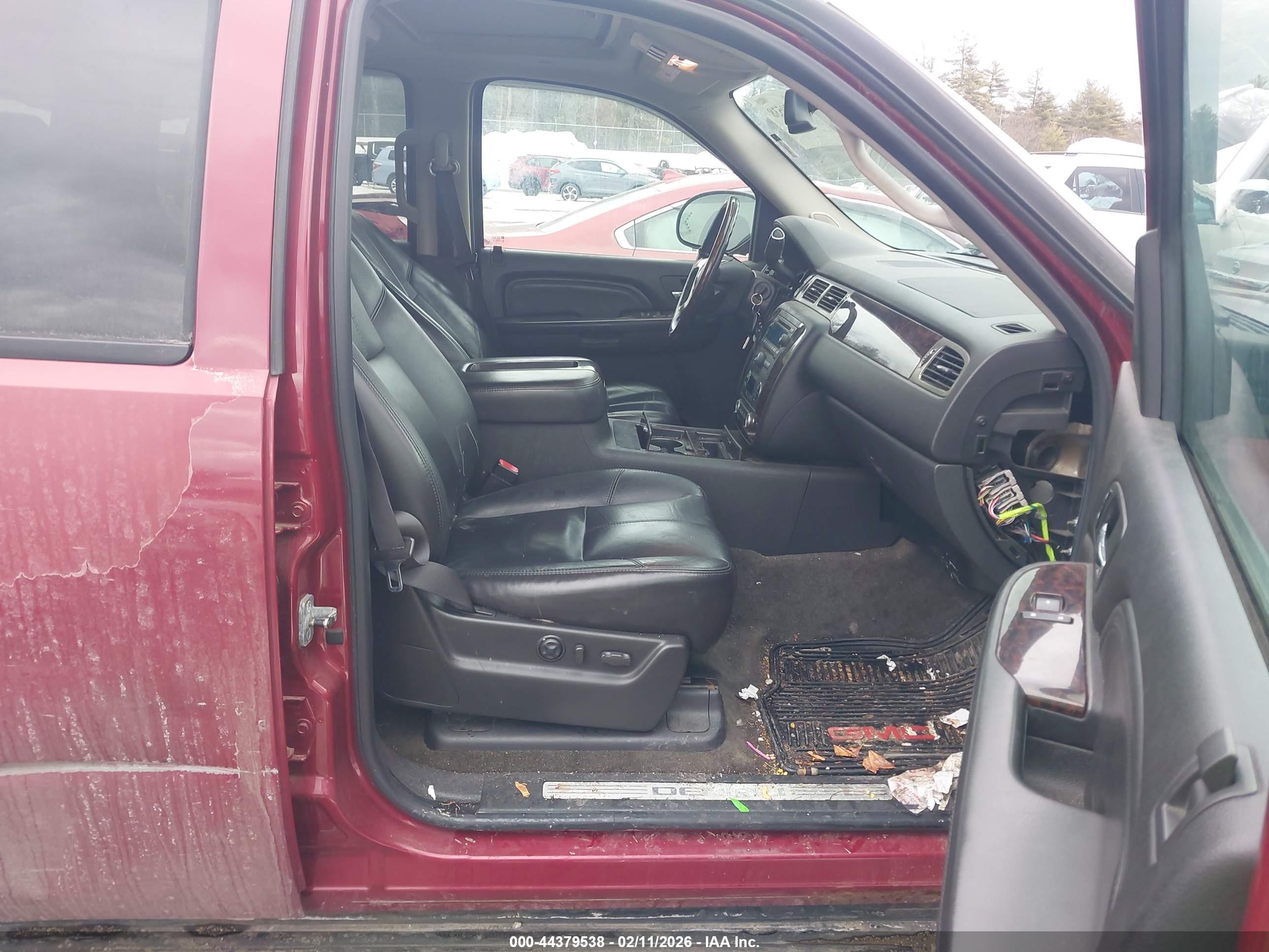 GMC YUKON image 5