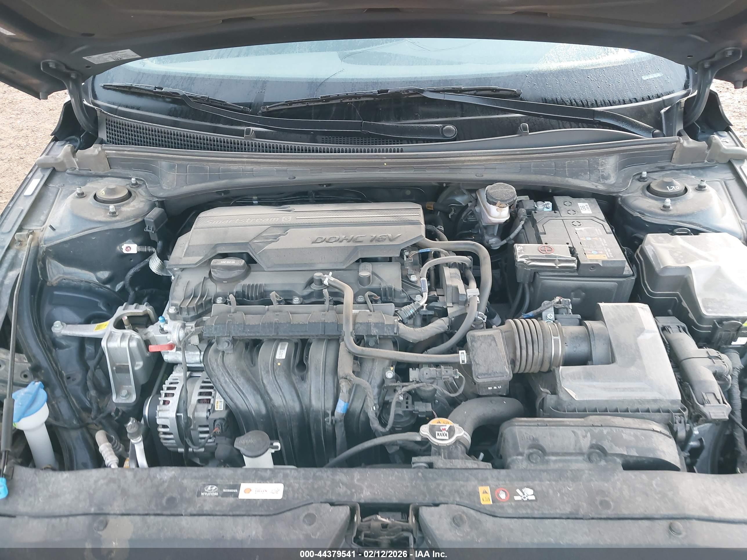HYUNDAI ELANTRA image 10