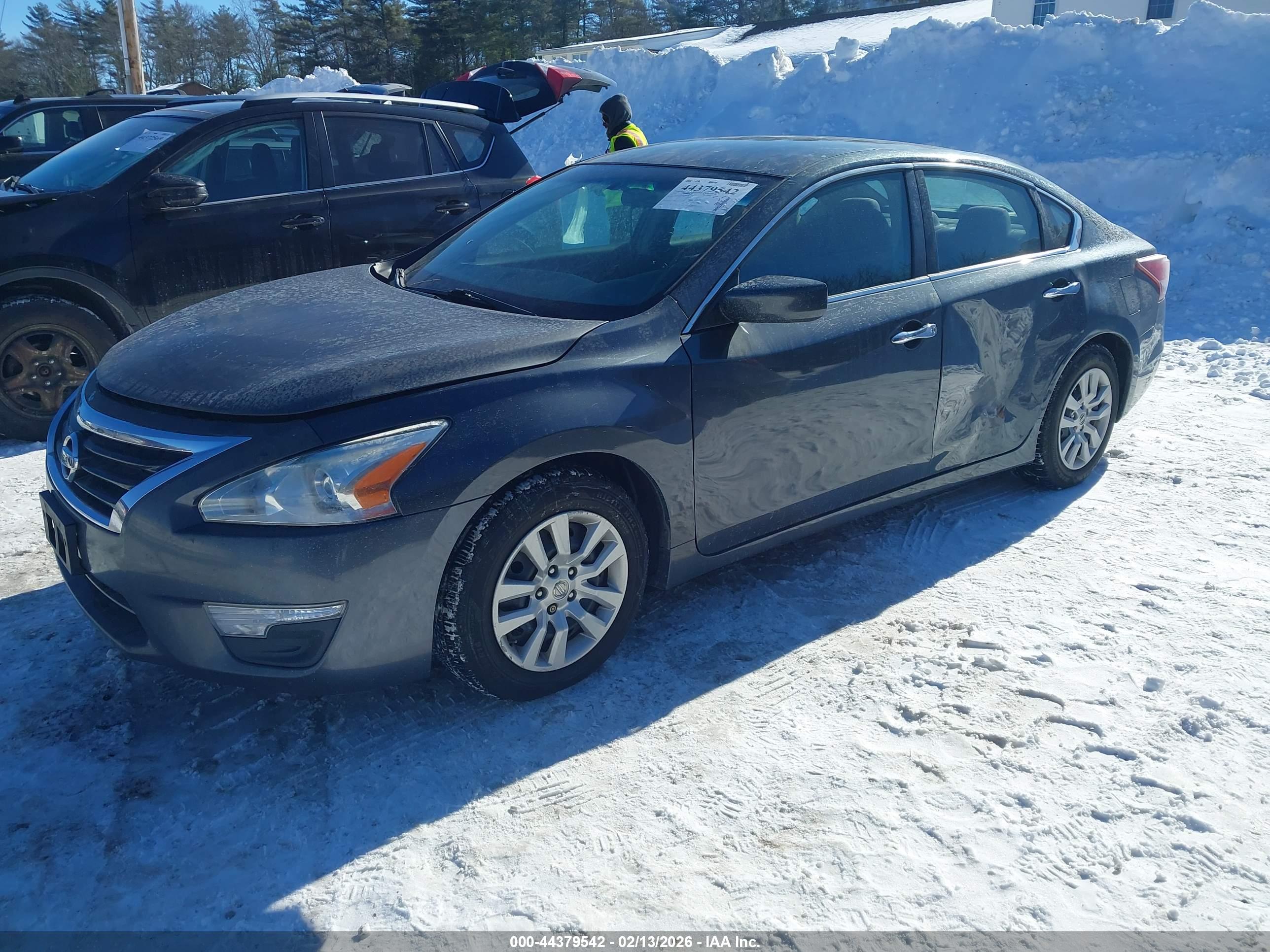 NISSAN ALTIMA image 2
