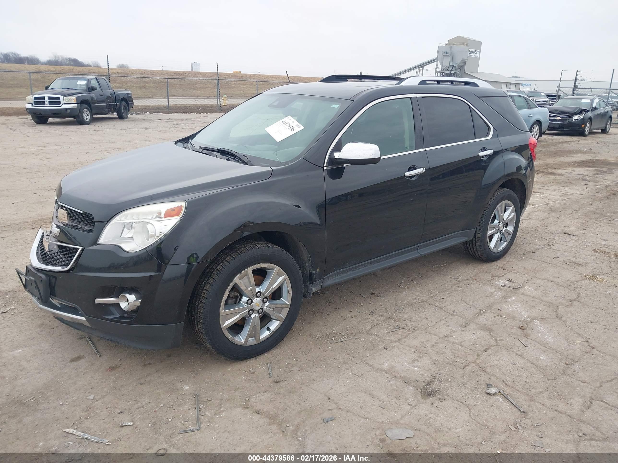 CHEVROLET EQUINOX image 2