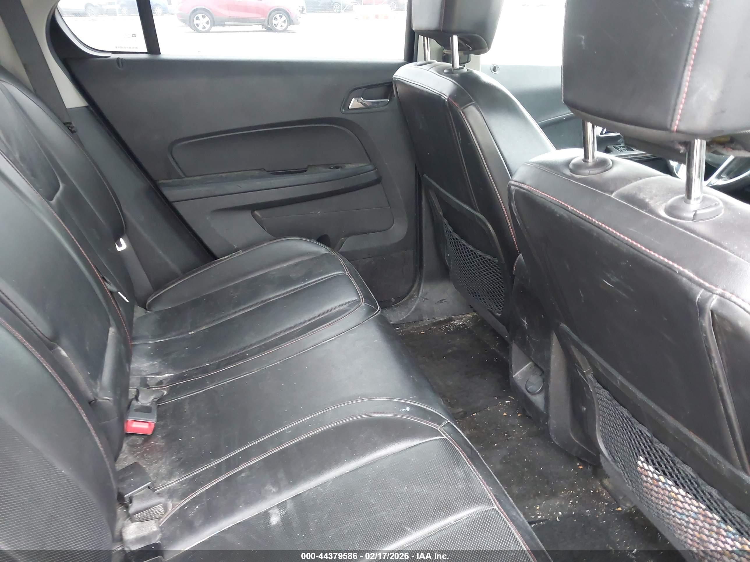 CHEVROLET EQUINOX image 8