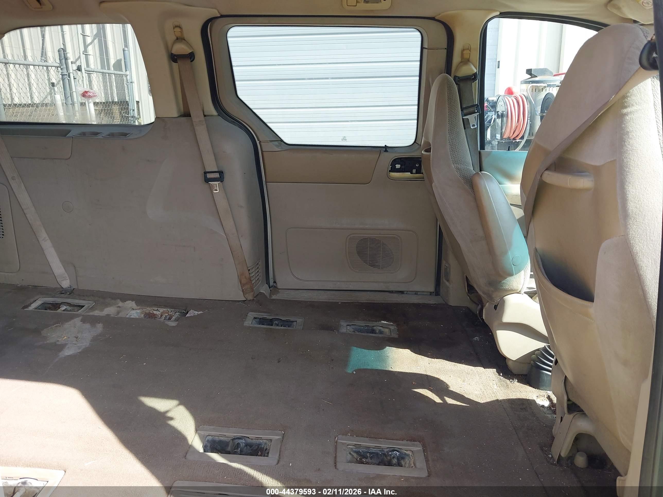 FORD WINDSTAR image 8