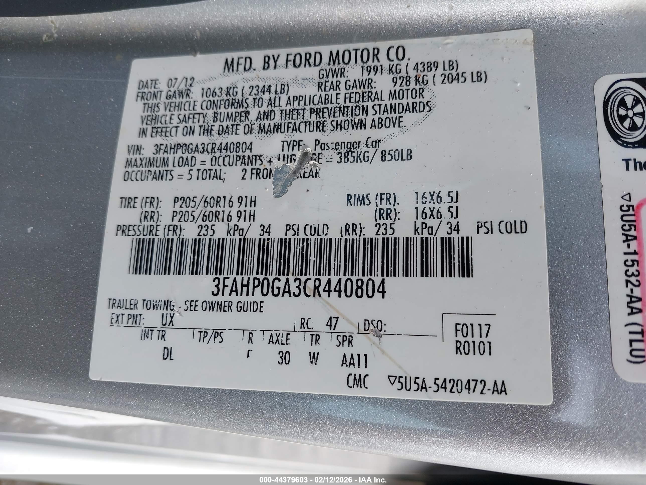 FORD FUSION image 9
