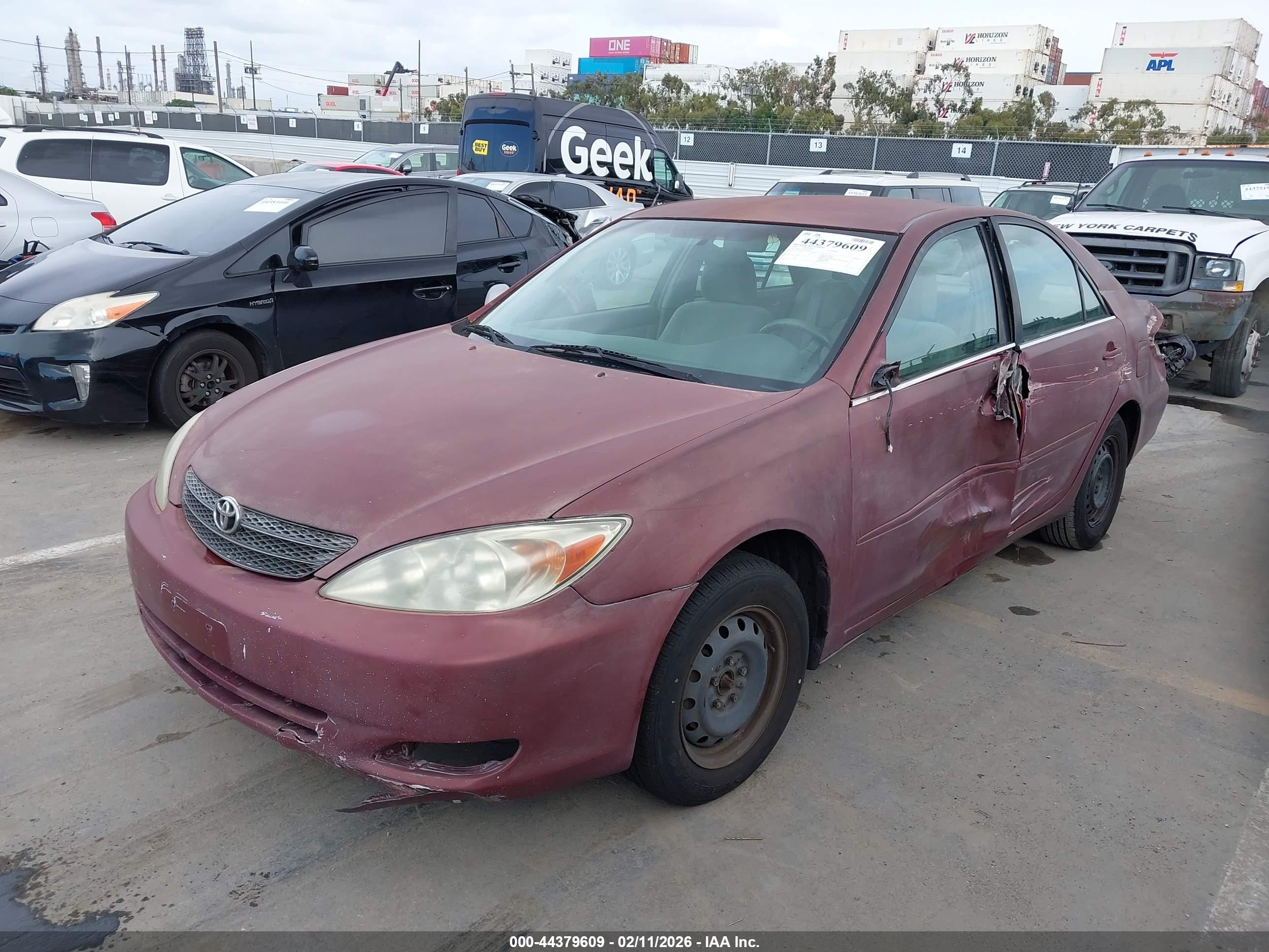 TOYOTA CAMRY image 2