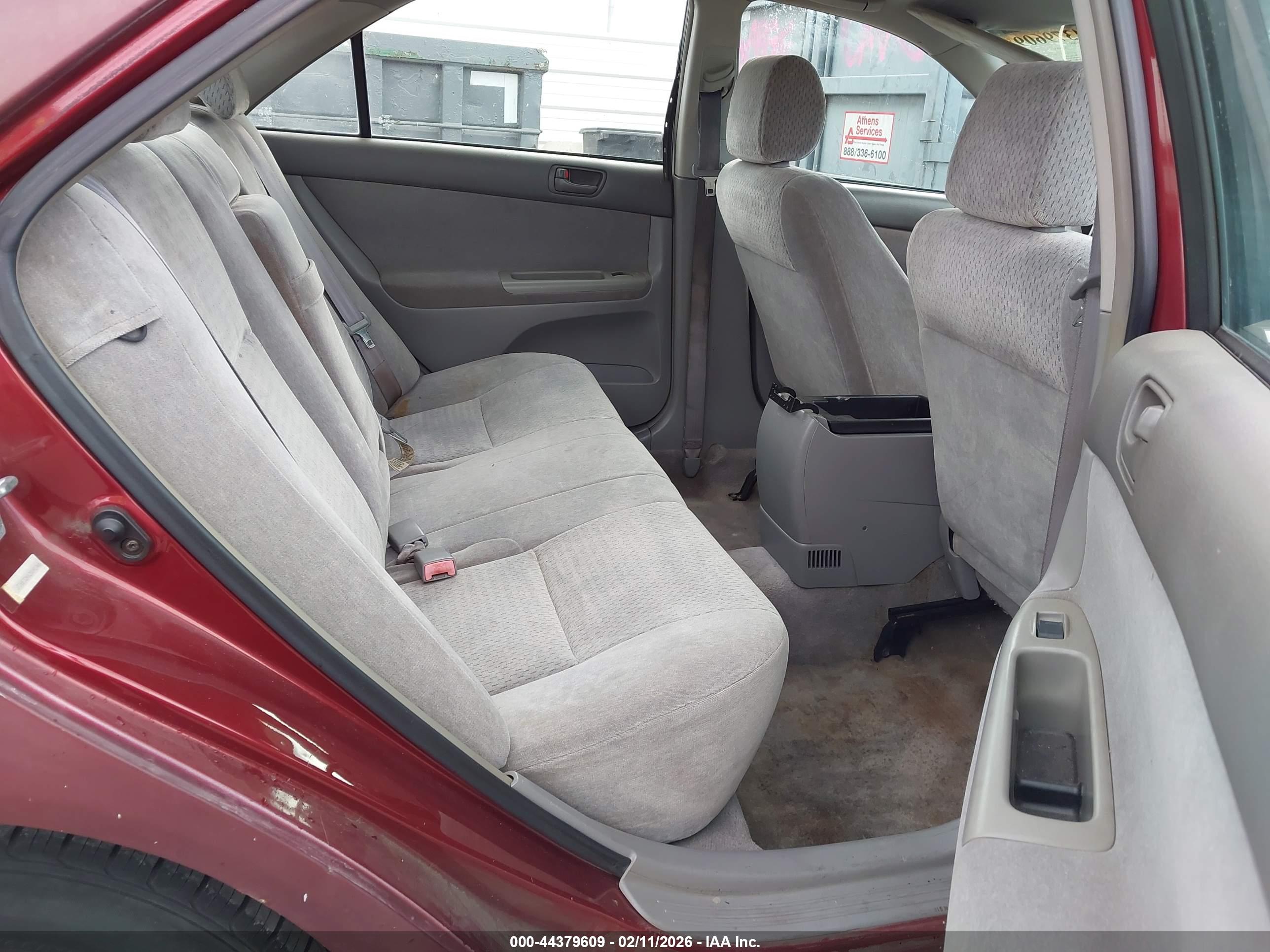 TOYOTA CAMRY image 8