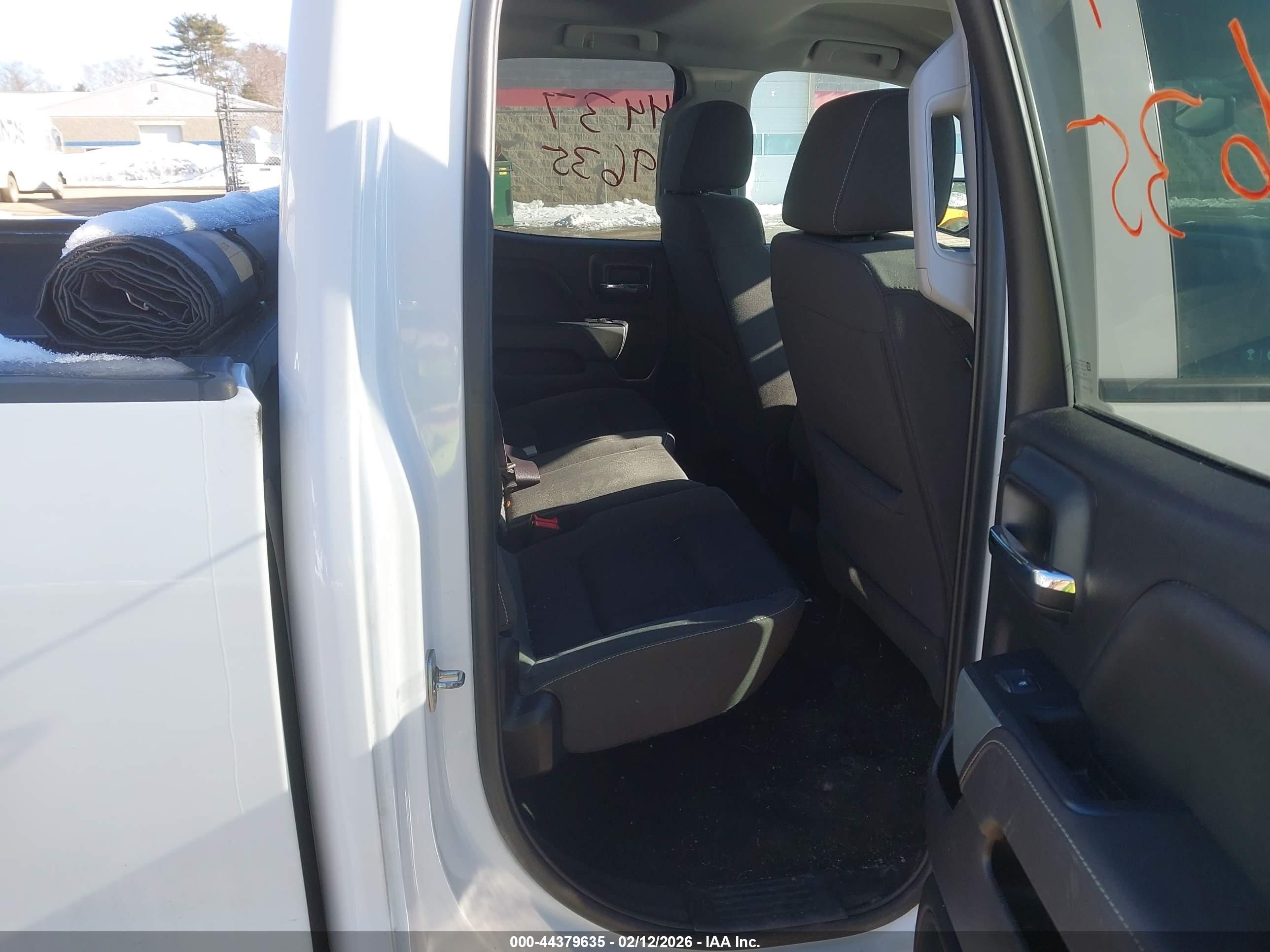 CHEVROLET SILVERADO image 8