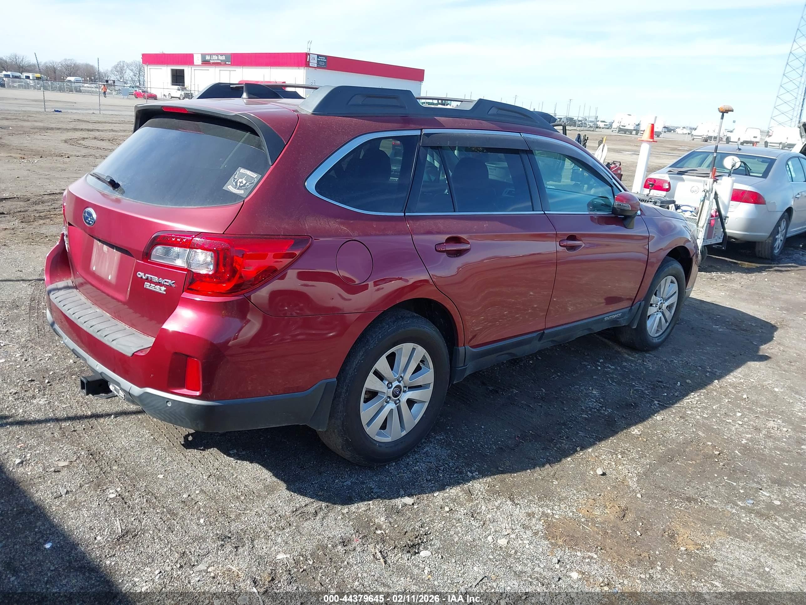 SUBARU OUTBACK image 4