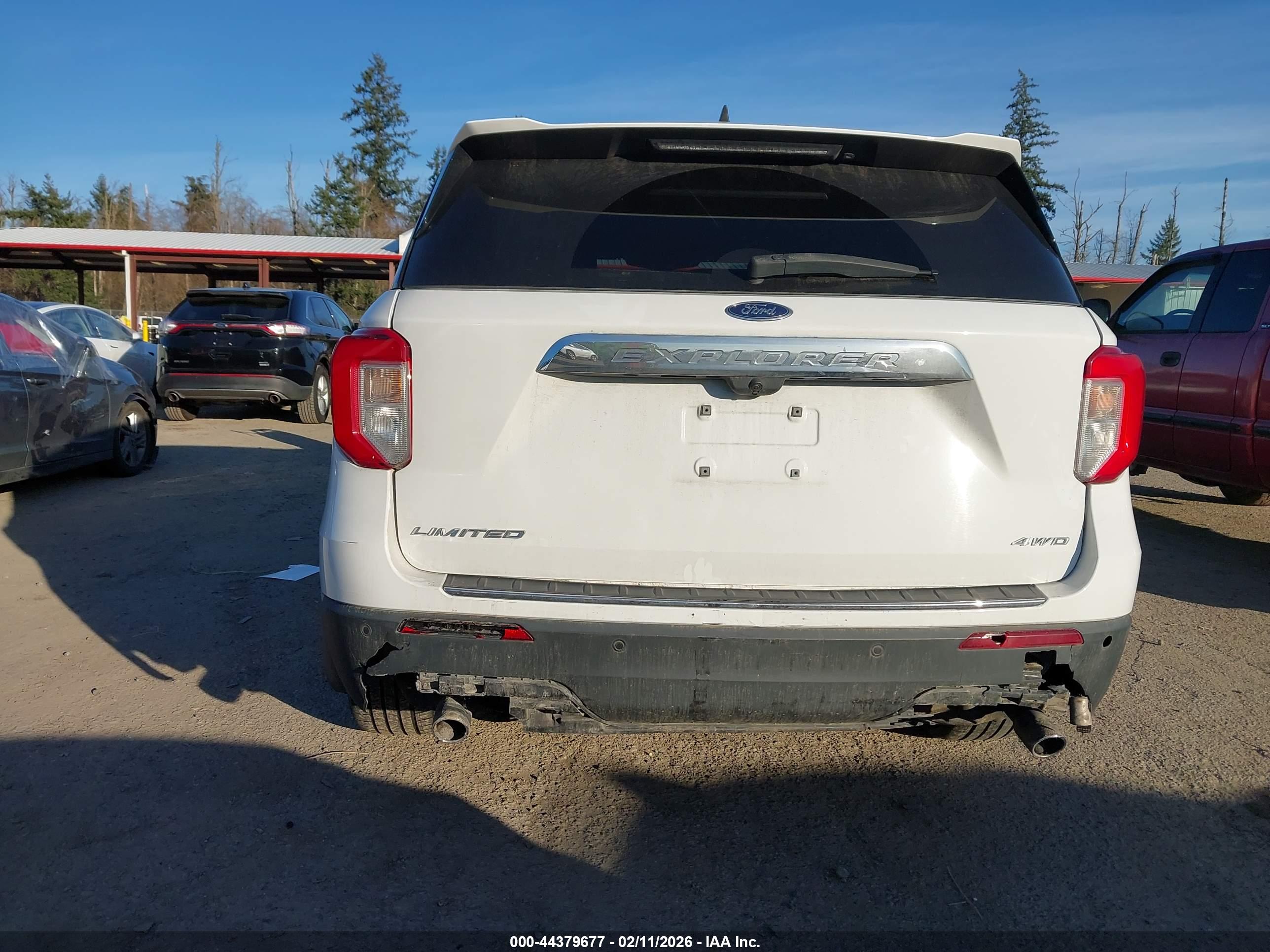 FORD EXPLORER image 6