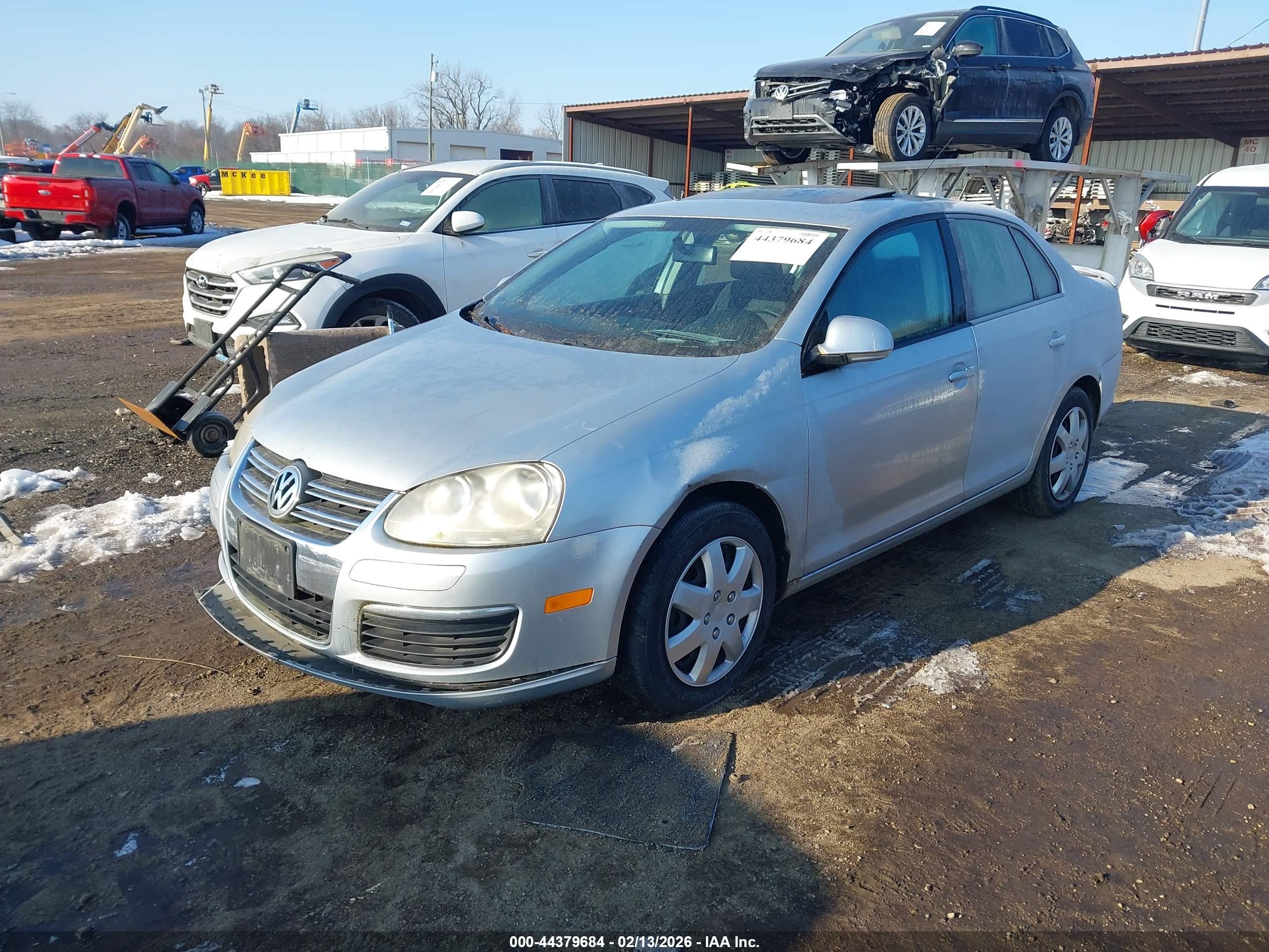 VOLKSWAGEN JETTA image 2