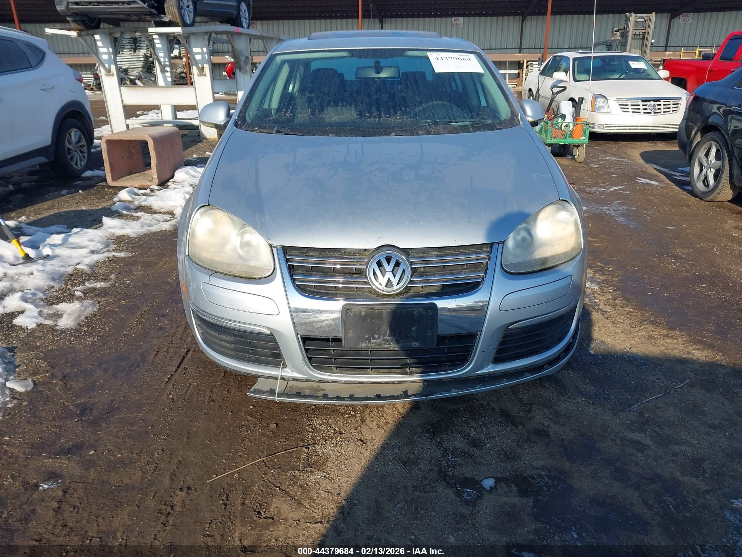 VOLKSWAGEN JETTA image 6