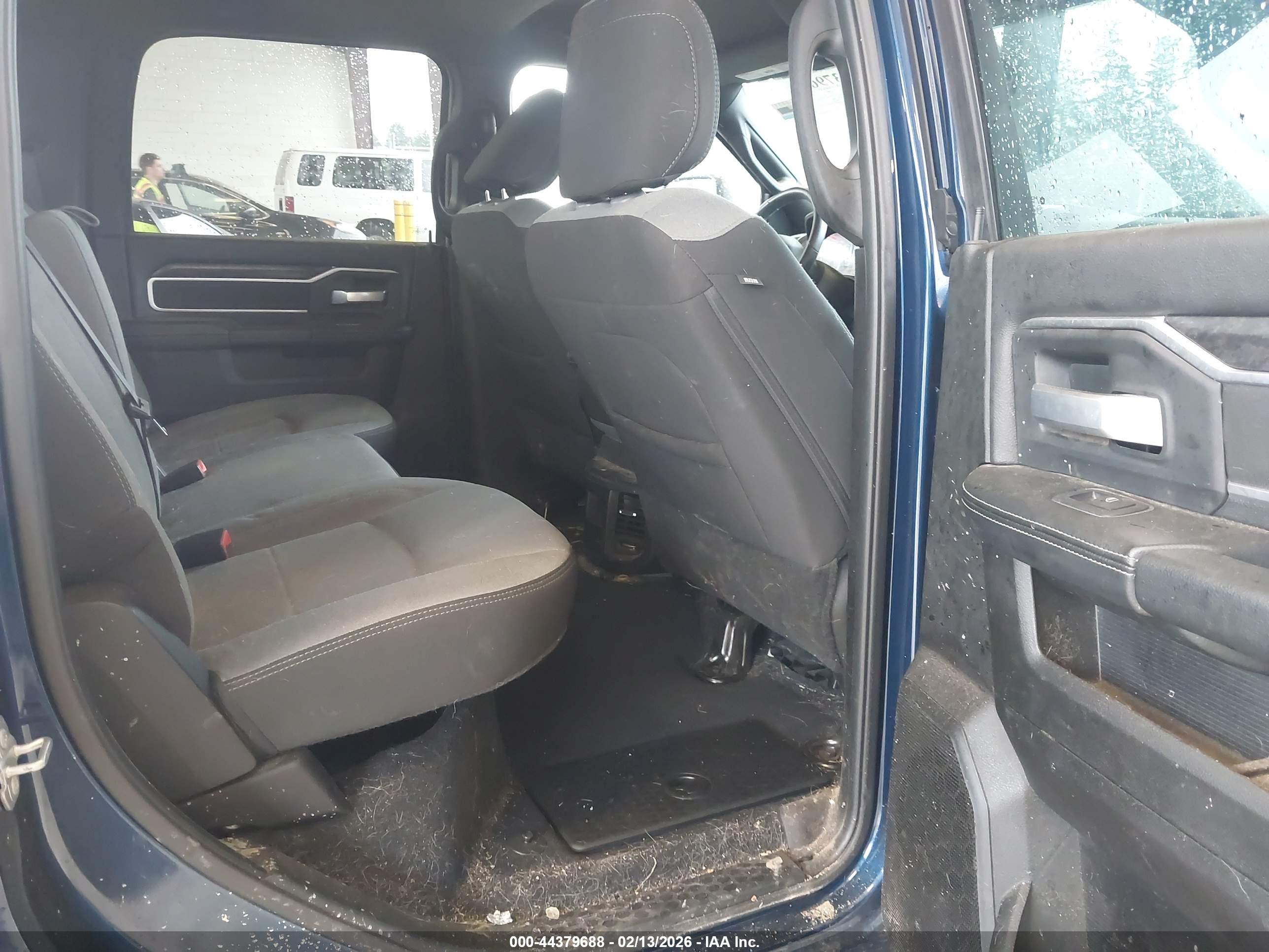 RAM 2500 image 8