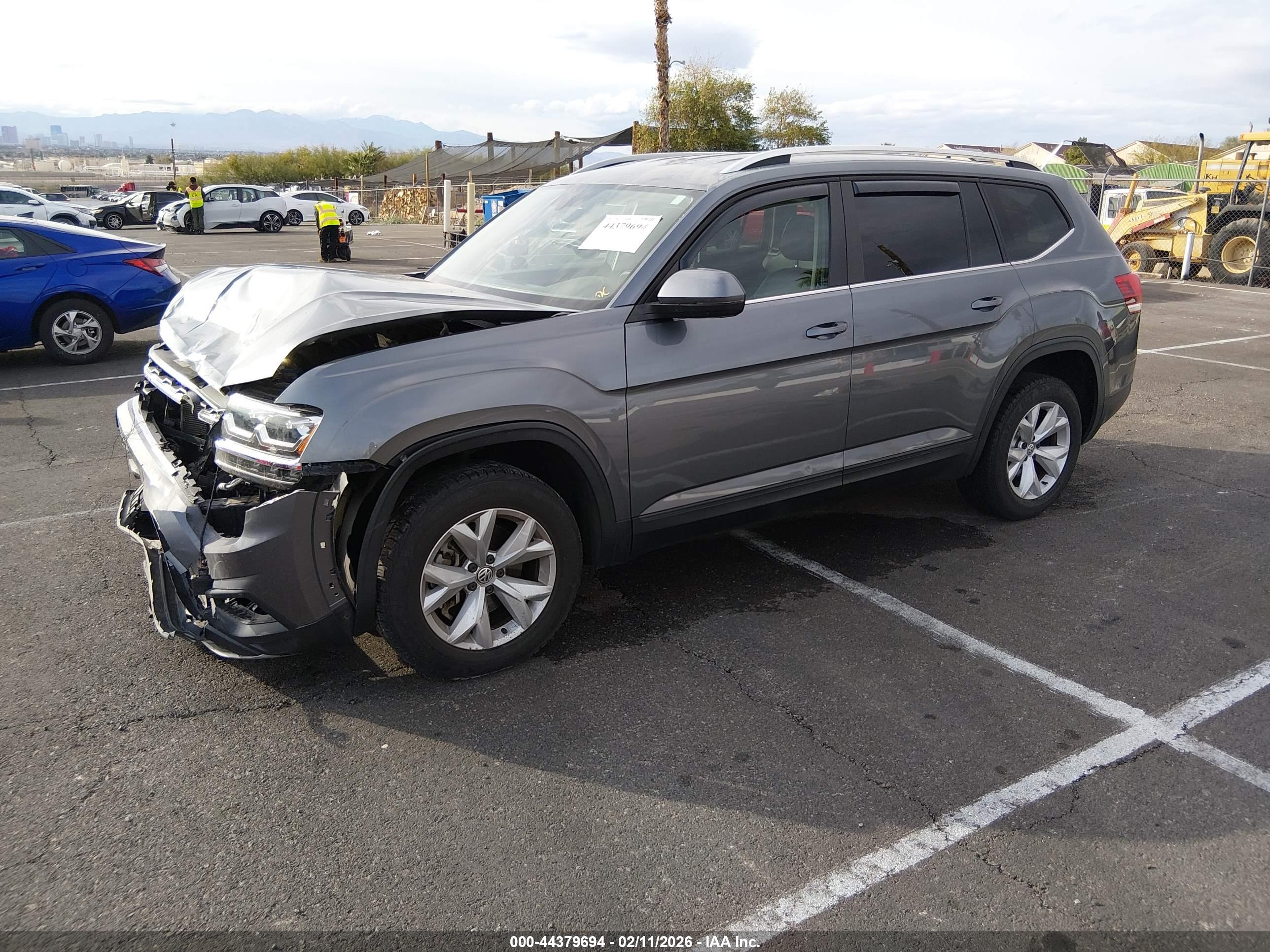 VOLKSWAGEN ATLAS image 2