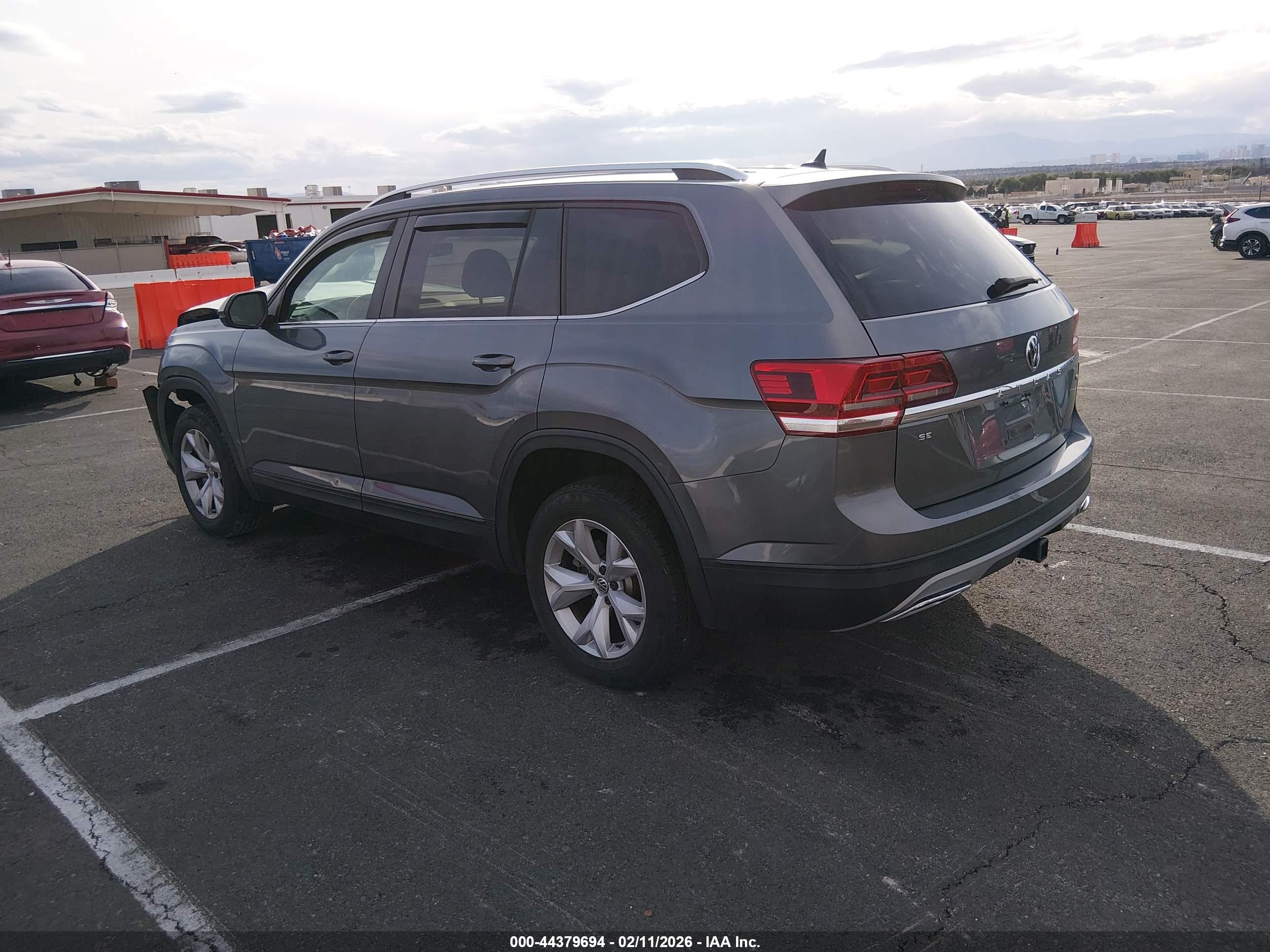 VOLKSWAGEN ATLAS image 3