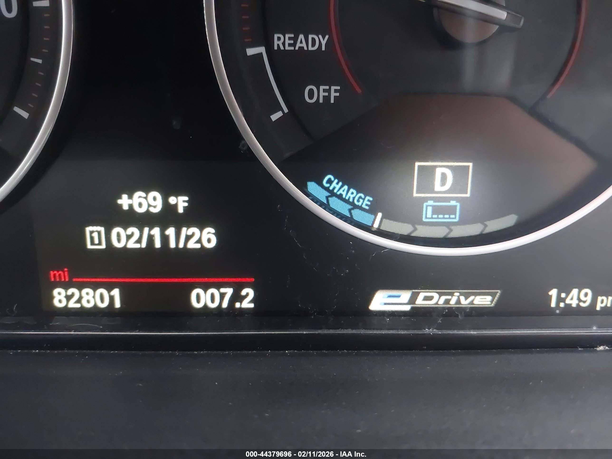 BMW 330E image 7