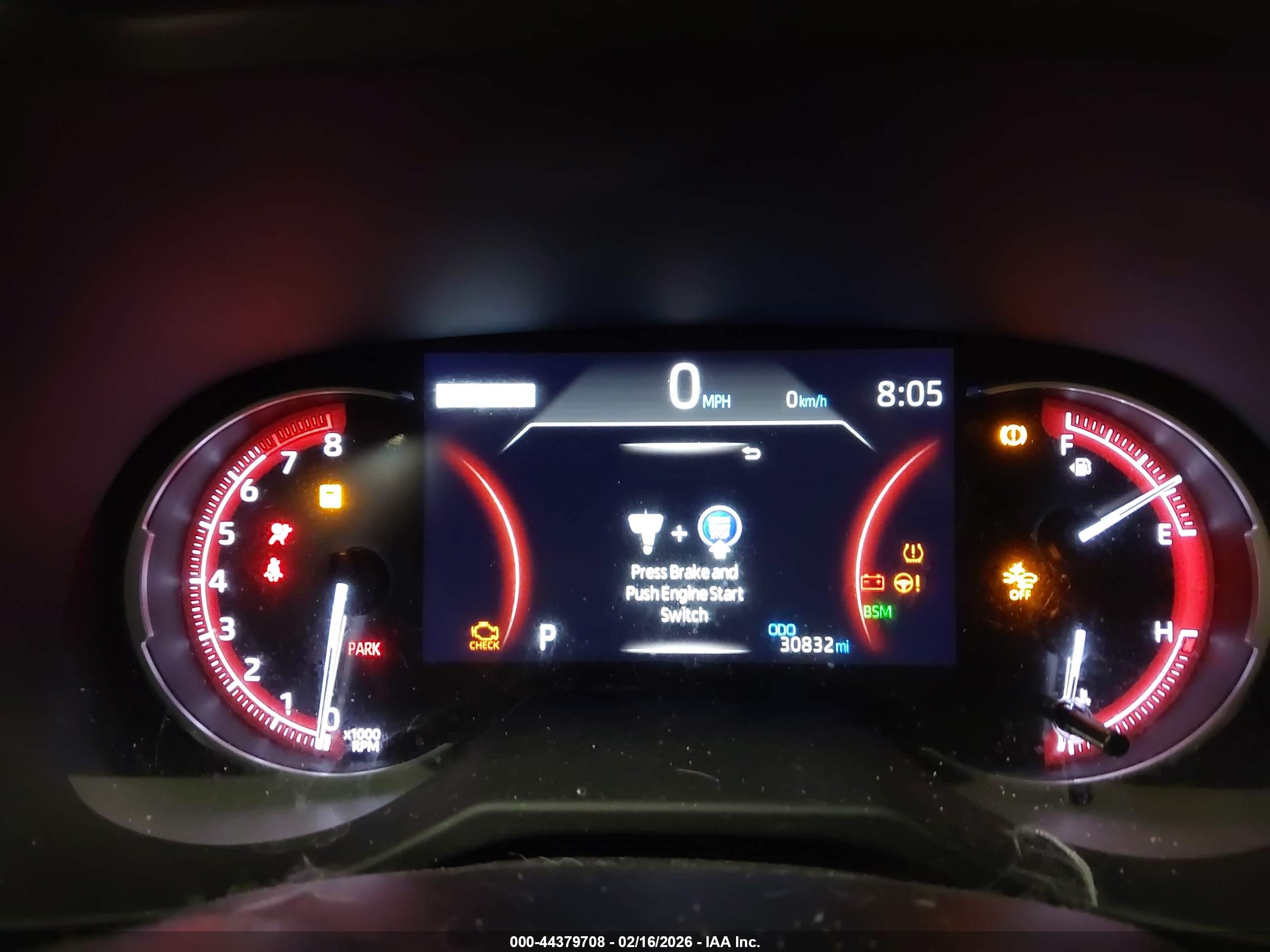 TOYOTA RAV4 image 7