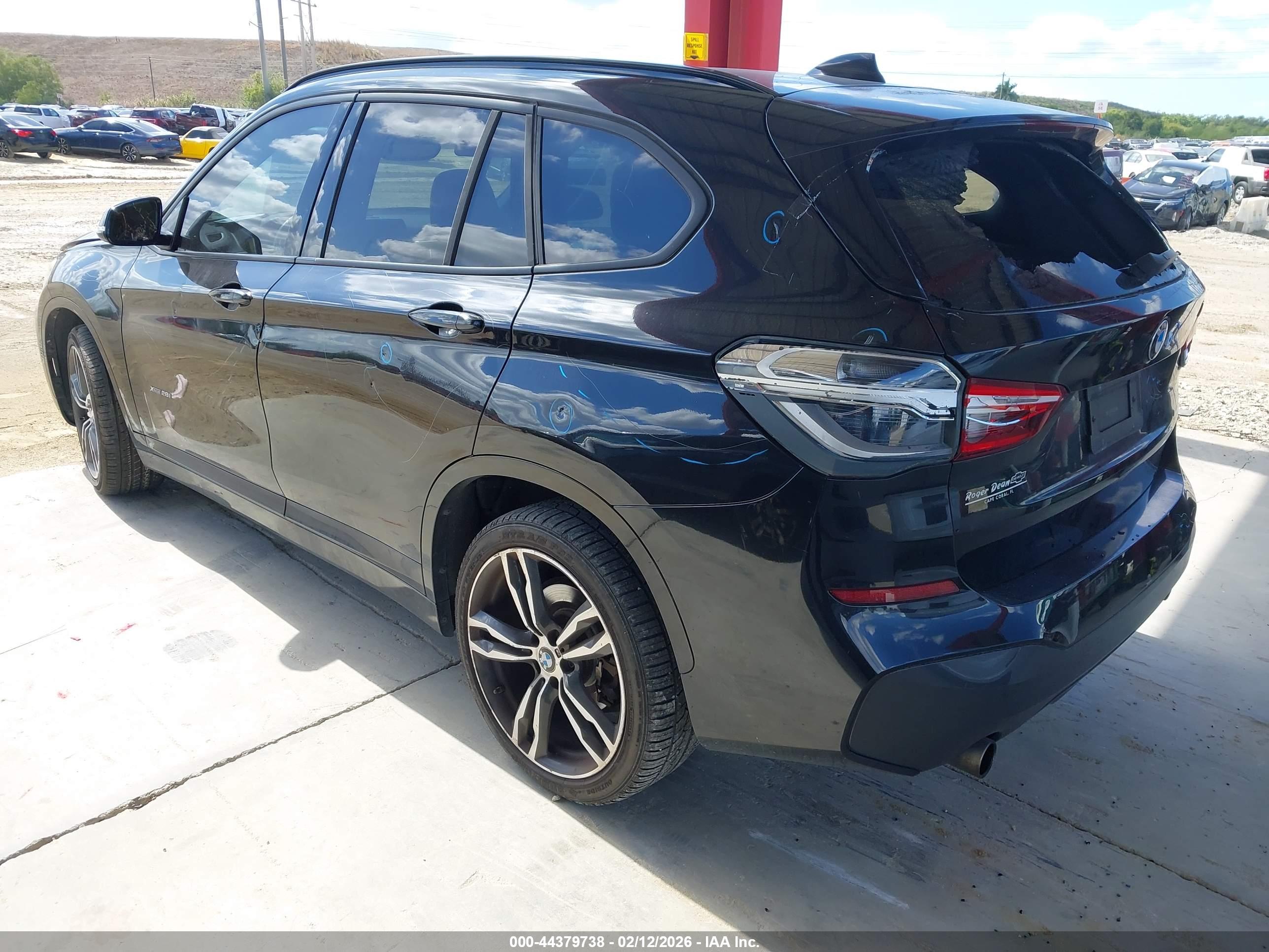 BMW X1 image 3