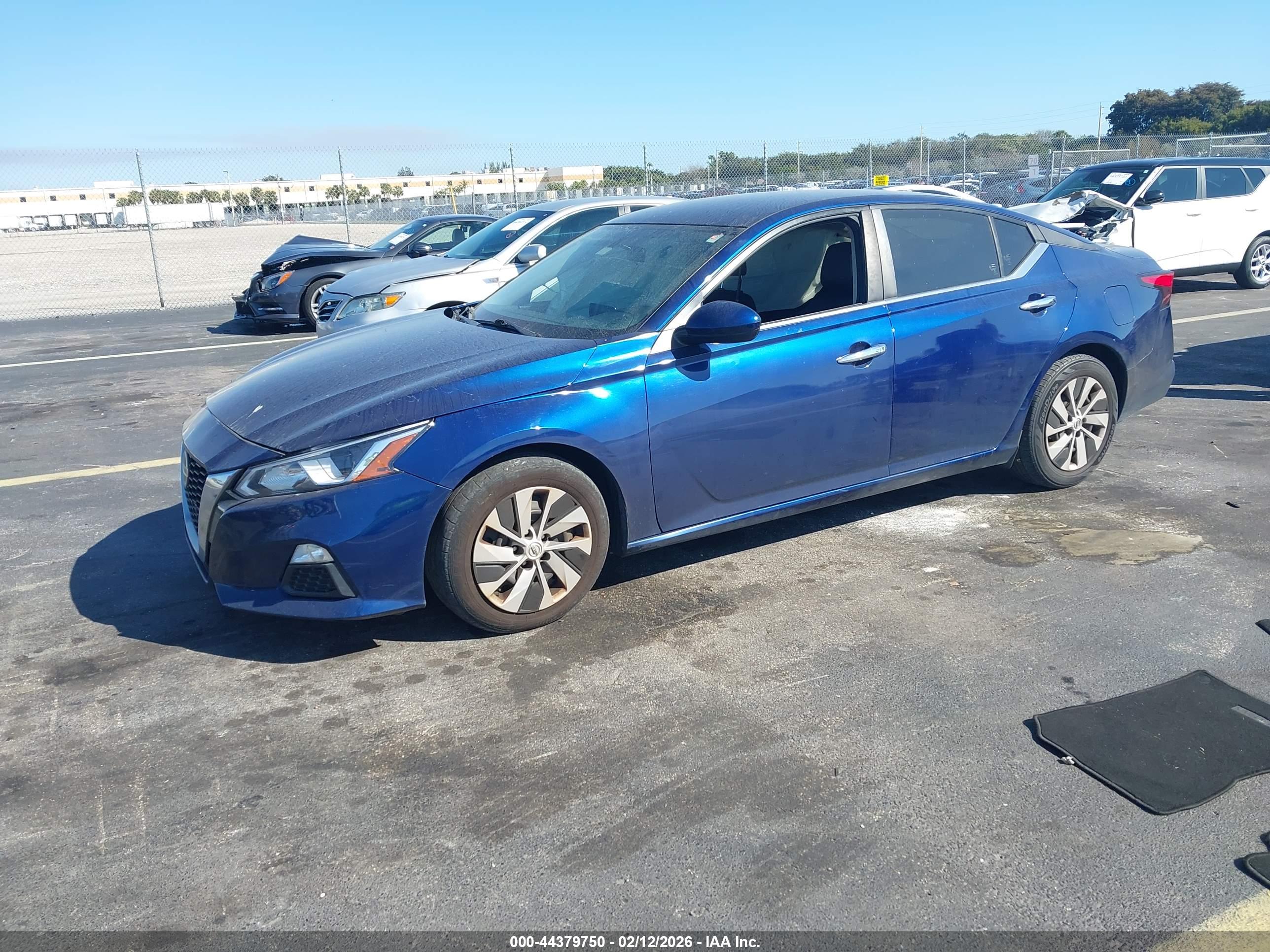 NISSAN ALTIMA image 2