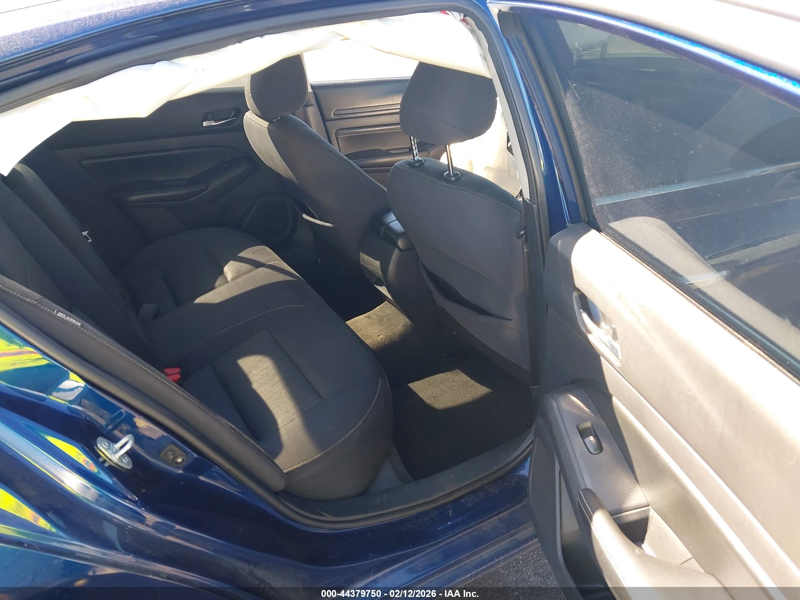 NISSAN ALTIMA image 8