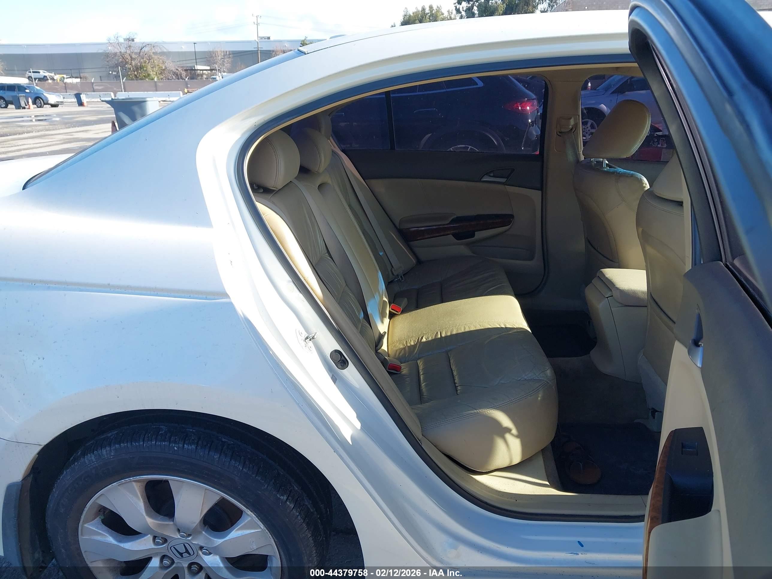 HONDA ACCORD image 8