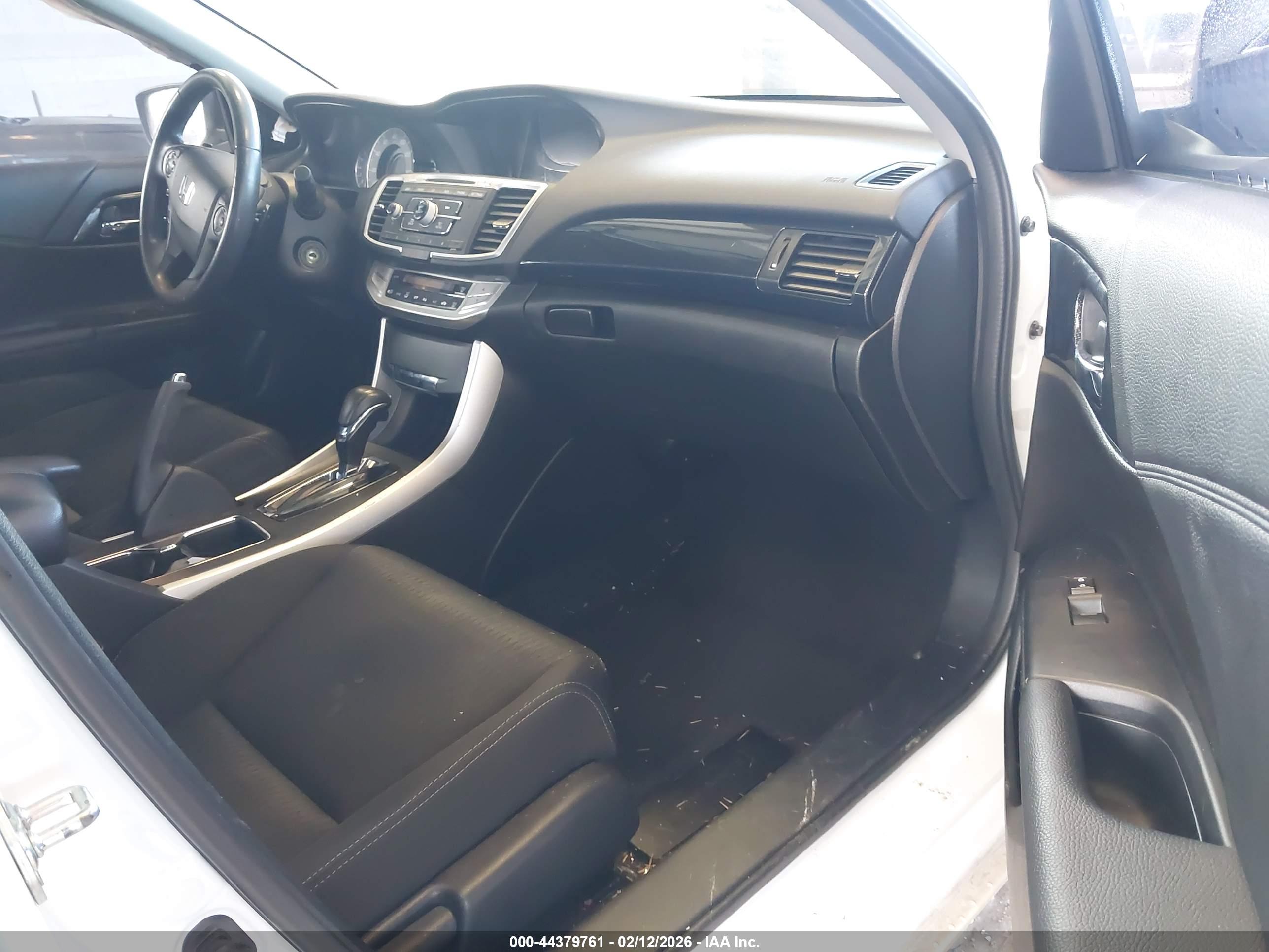 HONDA ACCORD image 5