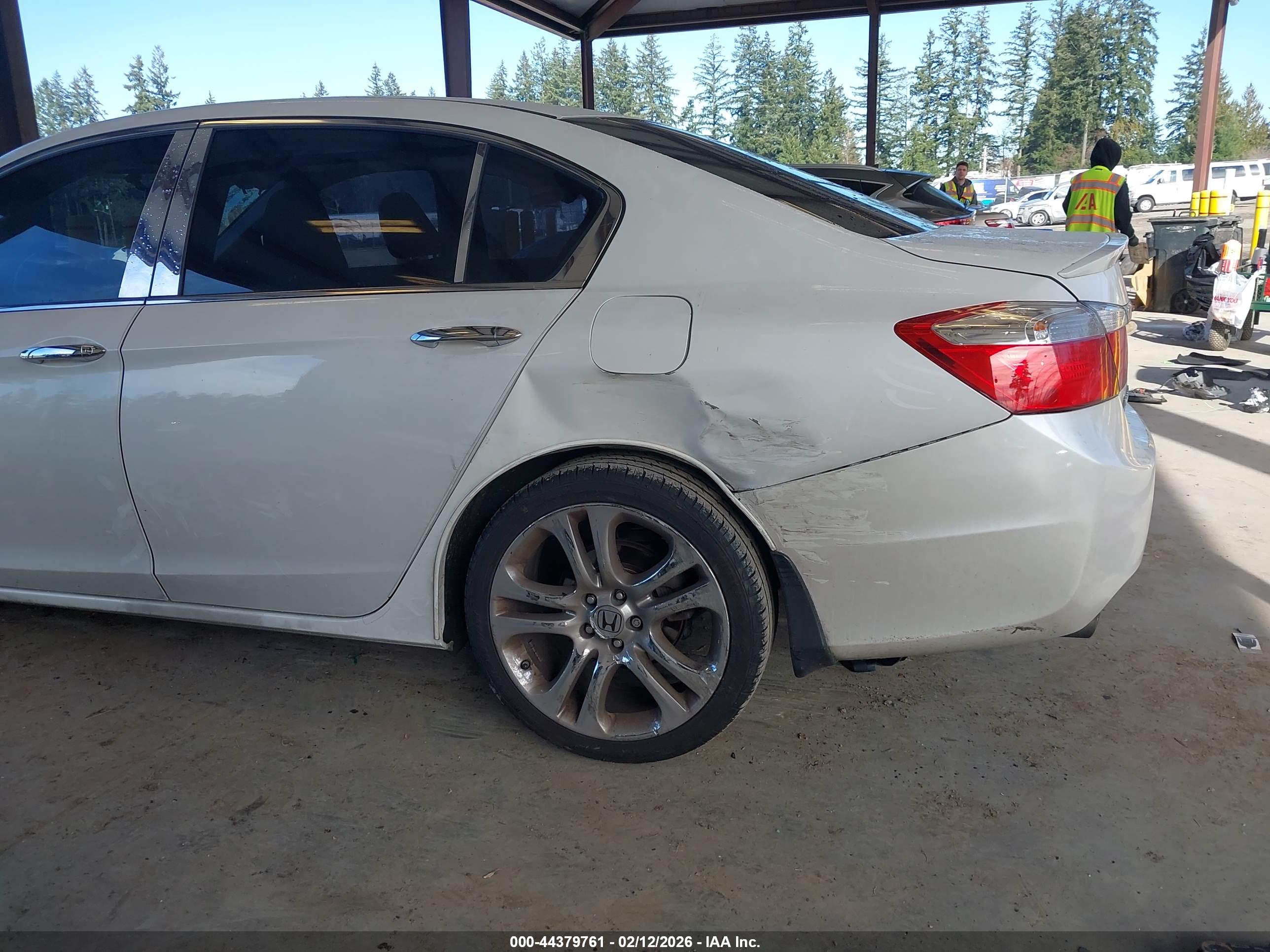 HONDA ACCORD image 6
