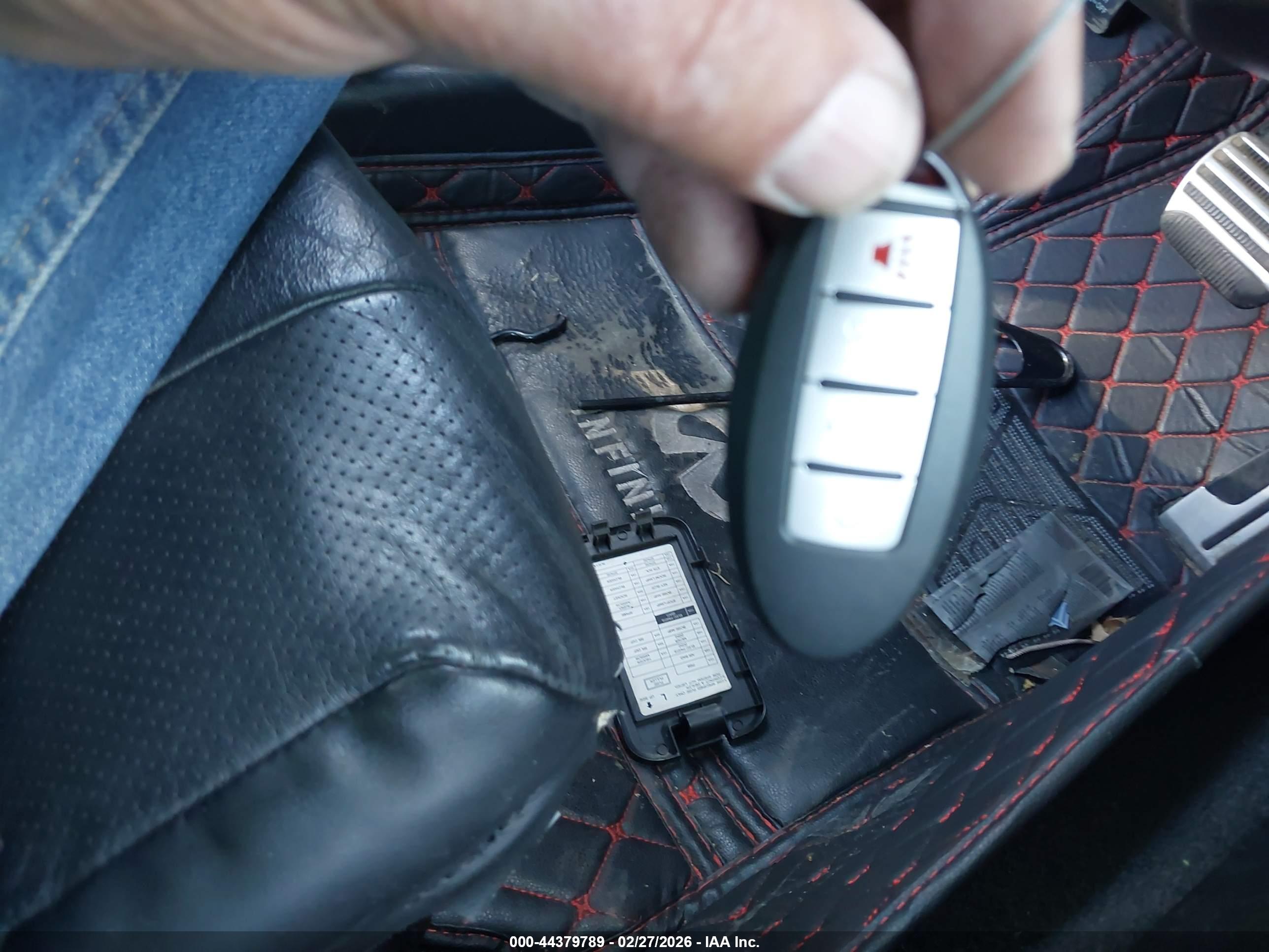 INFINITI G37X image 11