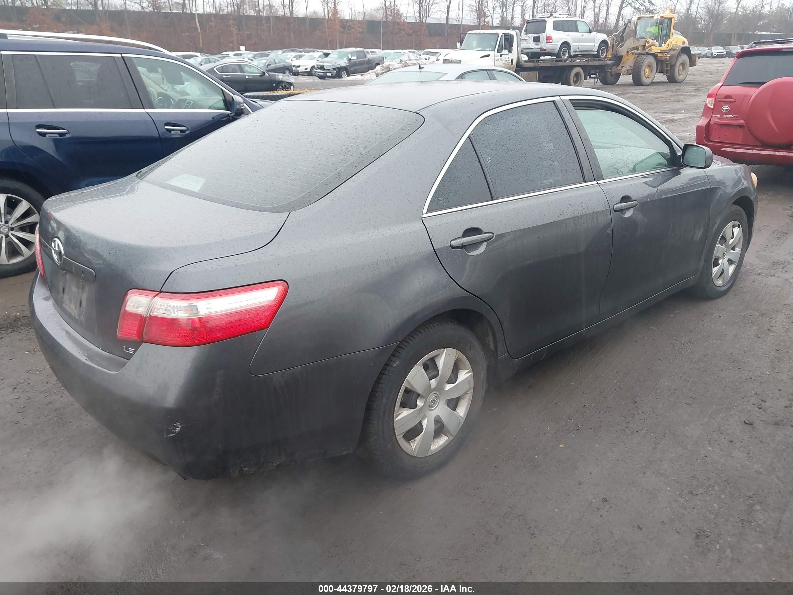 TOYOTA CAMRY image 4