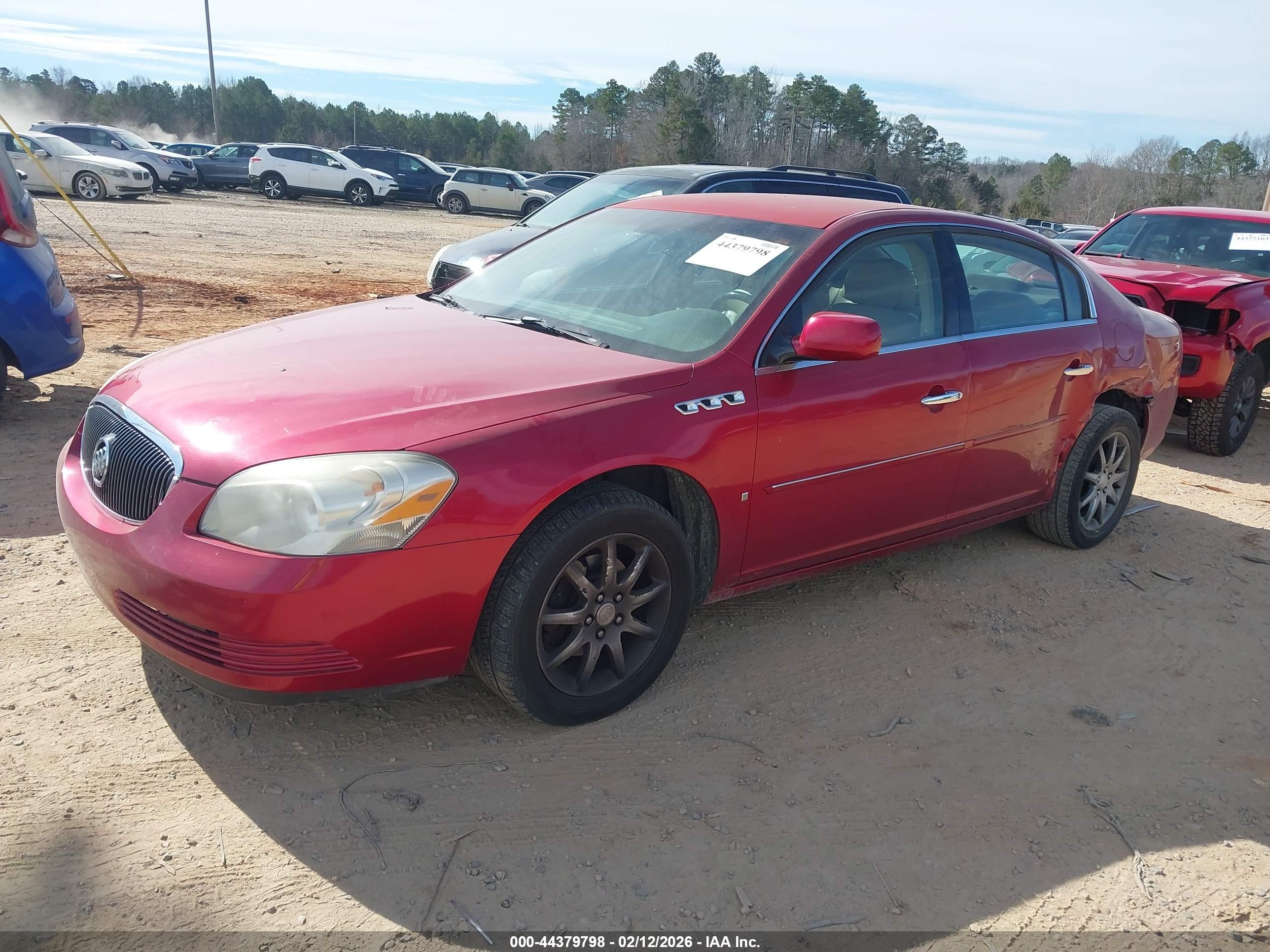 BUICK LUCERNE image 2