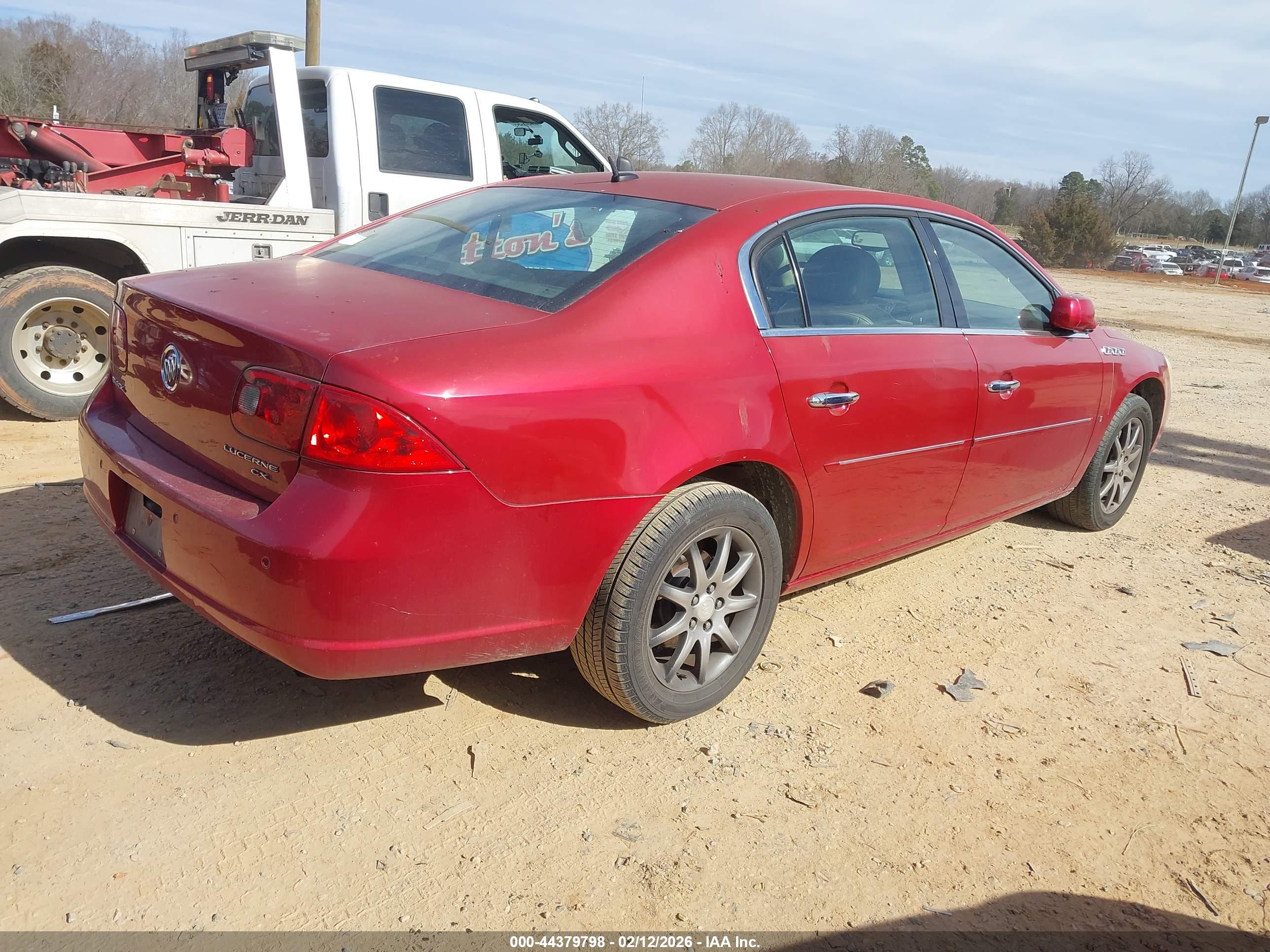 BUICK LUCERNE image 4