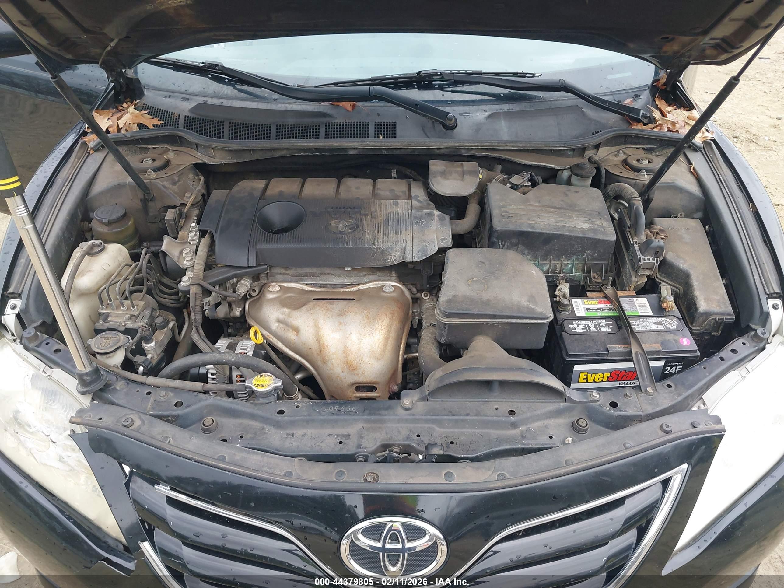 TOYOTA CAMRY image 10