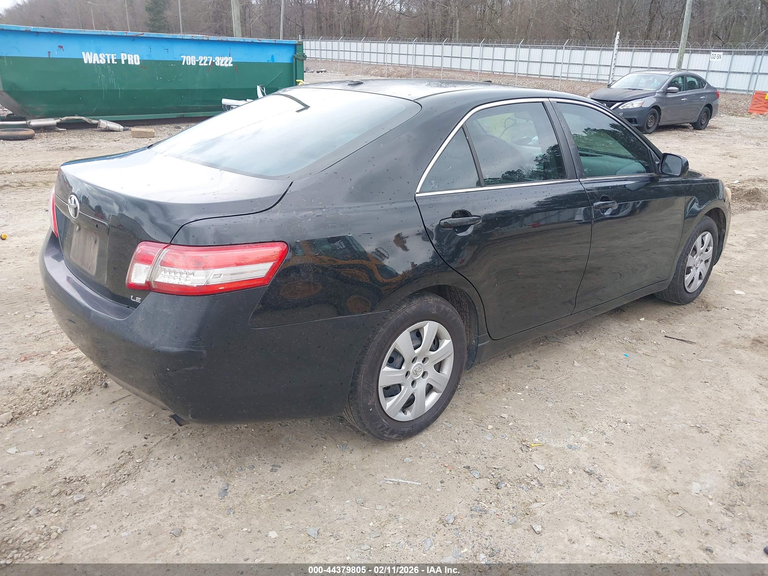 TOYOTA CAMRY image 4