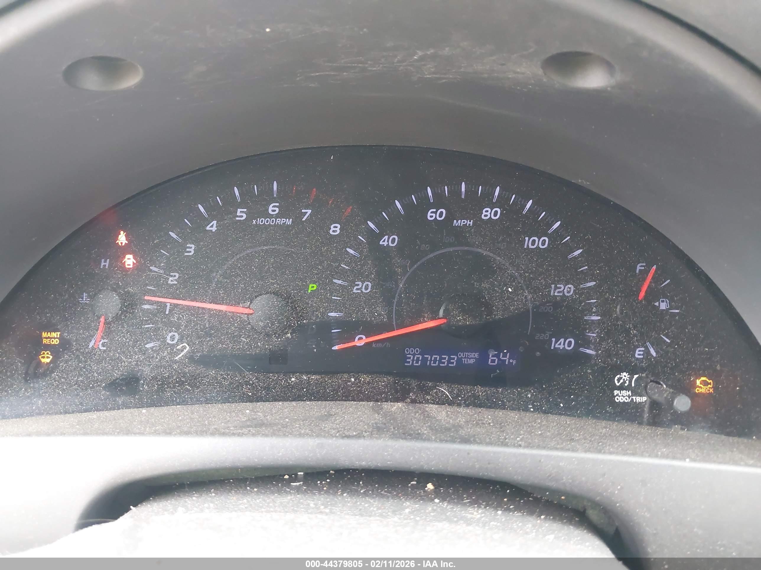TOYOTA CAMRY image 7