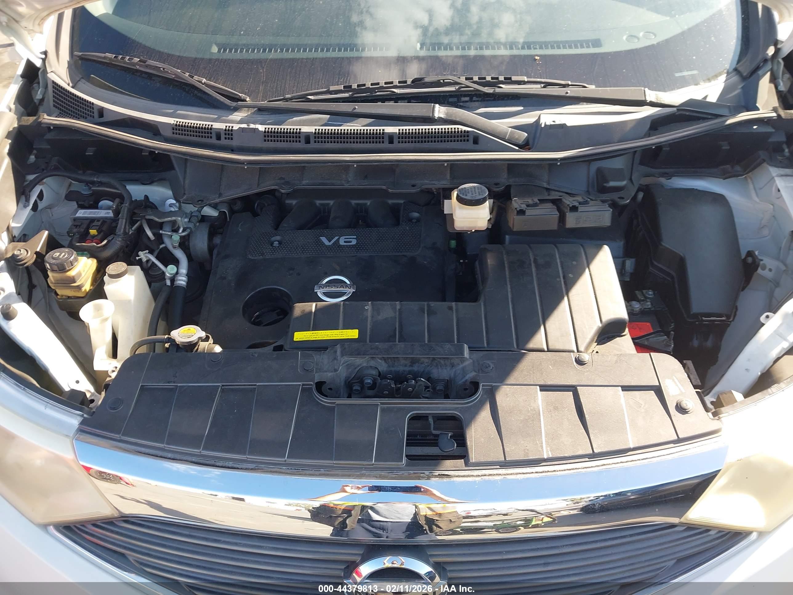 NISSAN QUEST image 10