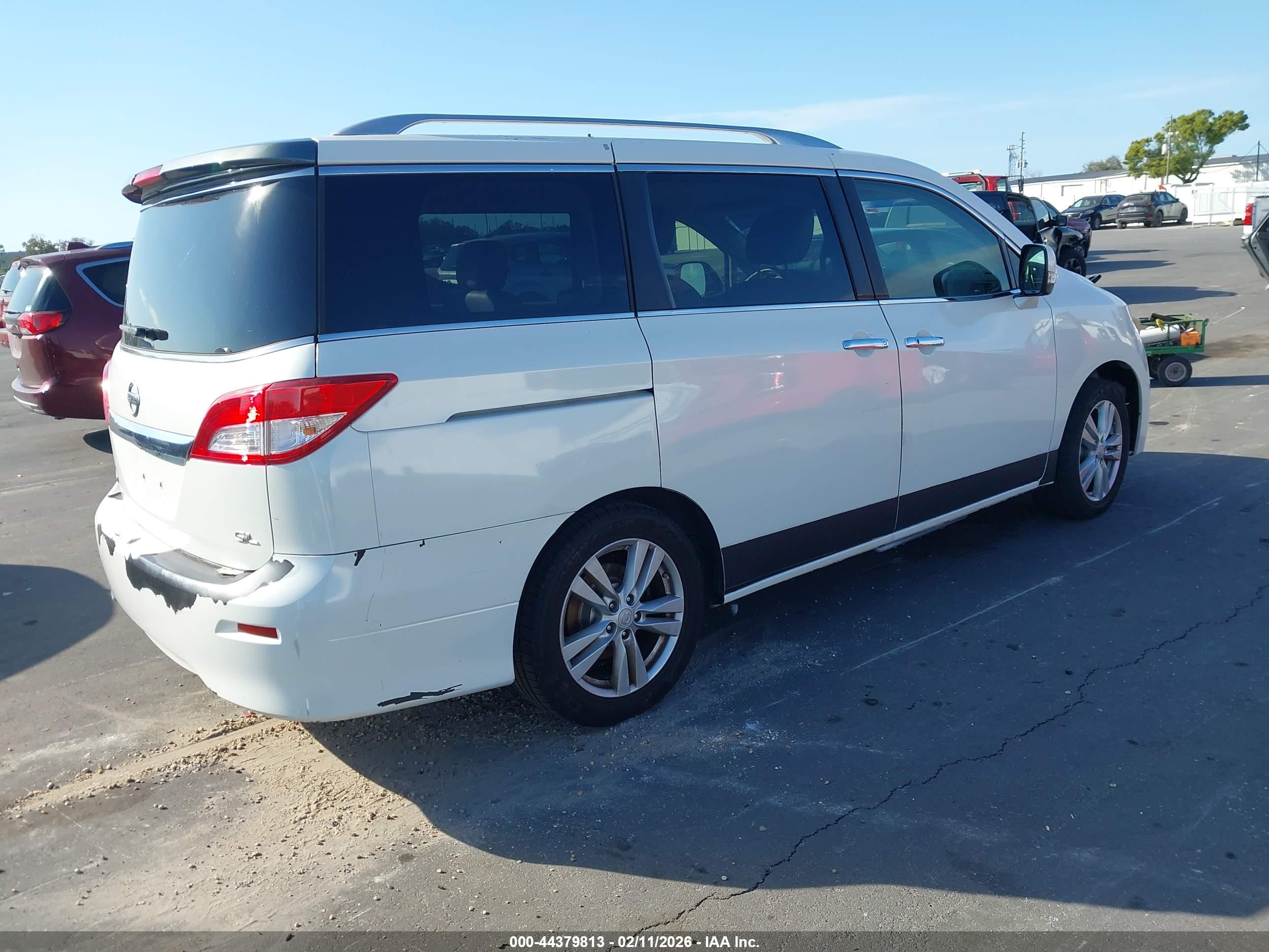 NISSAN QUEST image 4