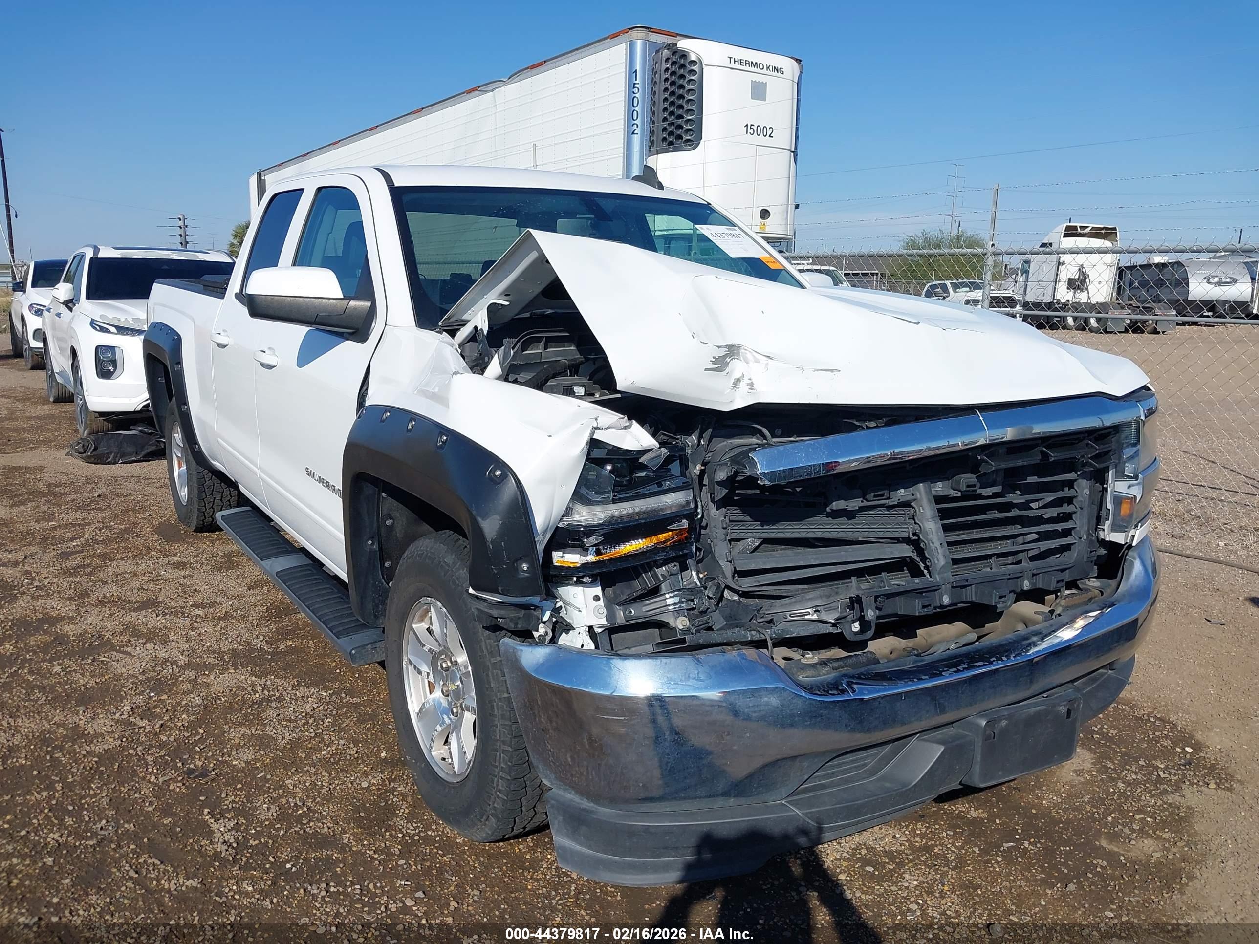 CHEVROLET SILVERADO image 6