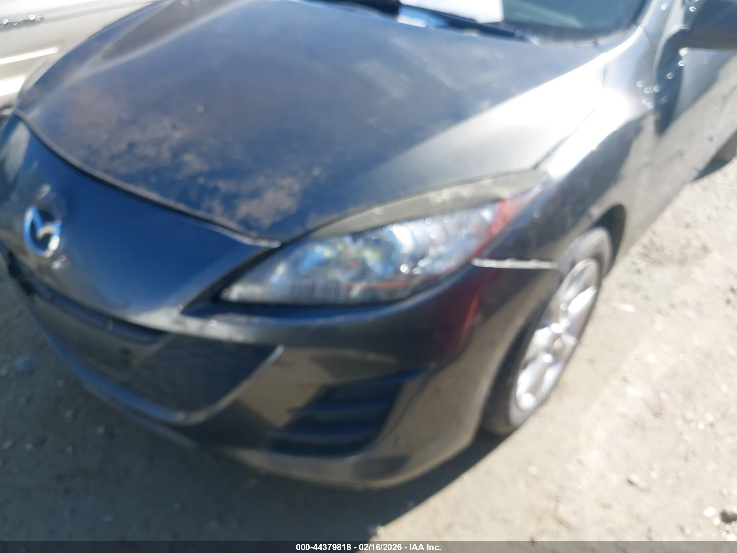 MAZDA MAZDA3 image 6