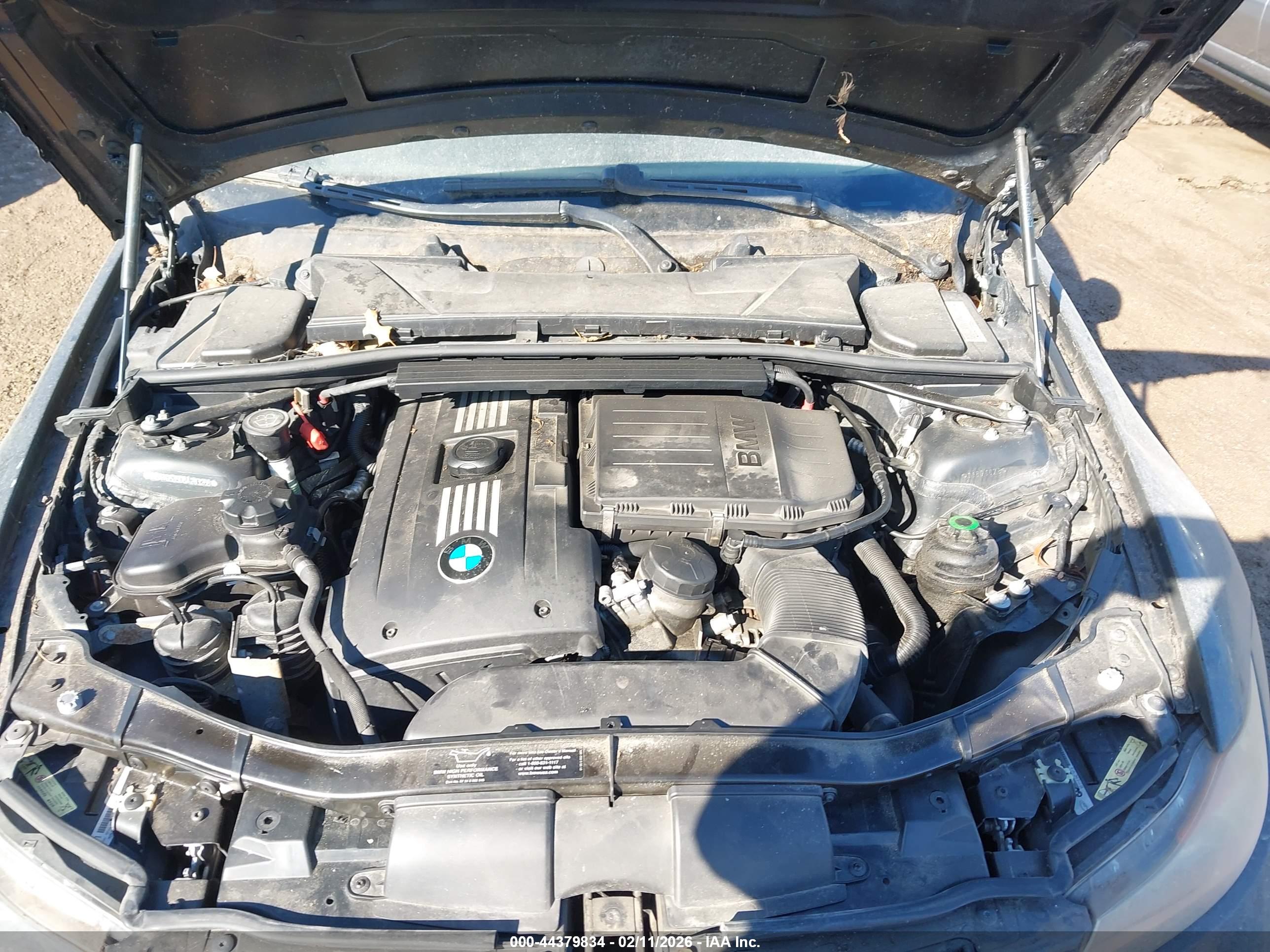 BMW 335XI image 10