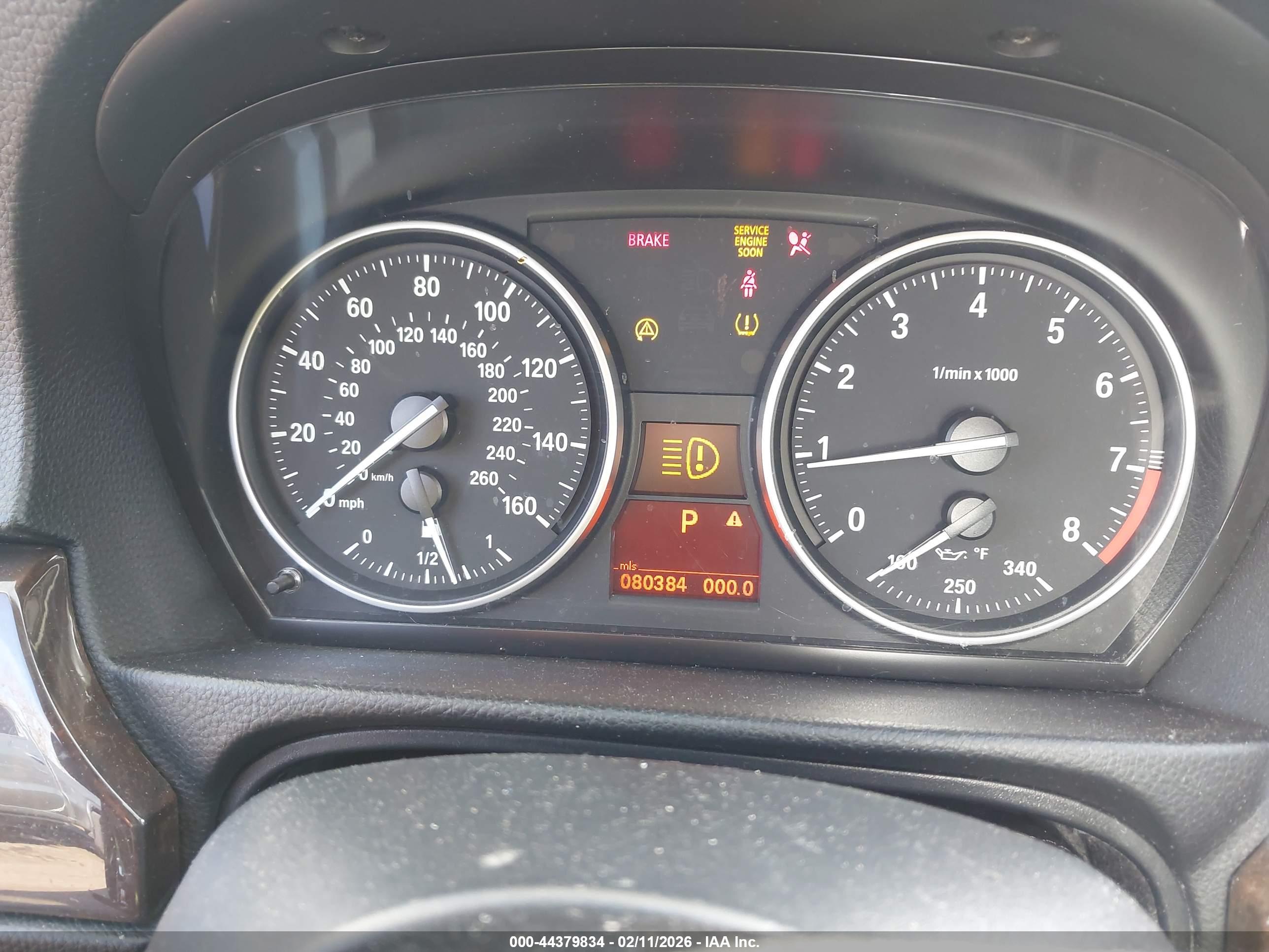 BMW 335XI image 7