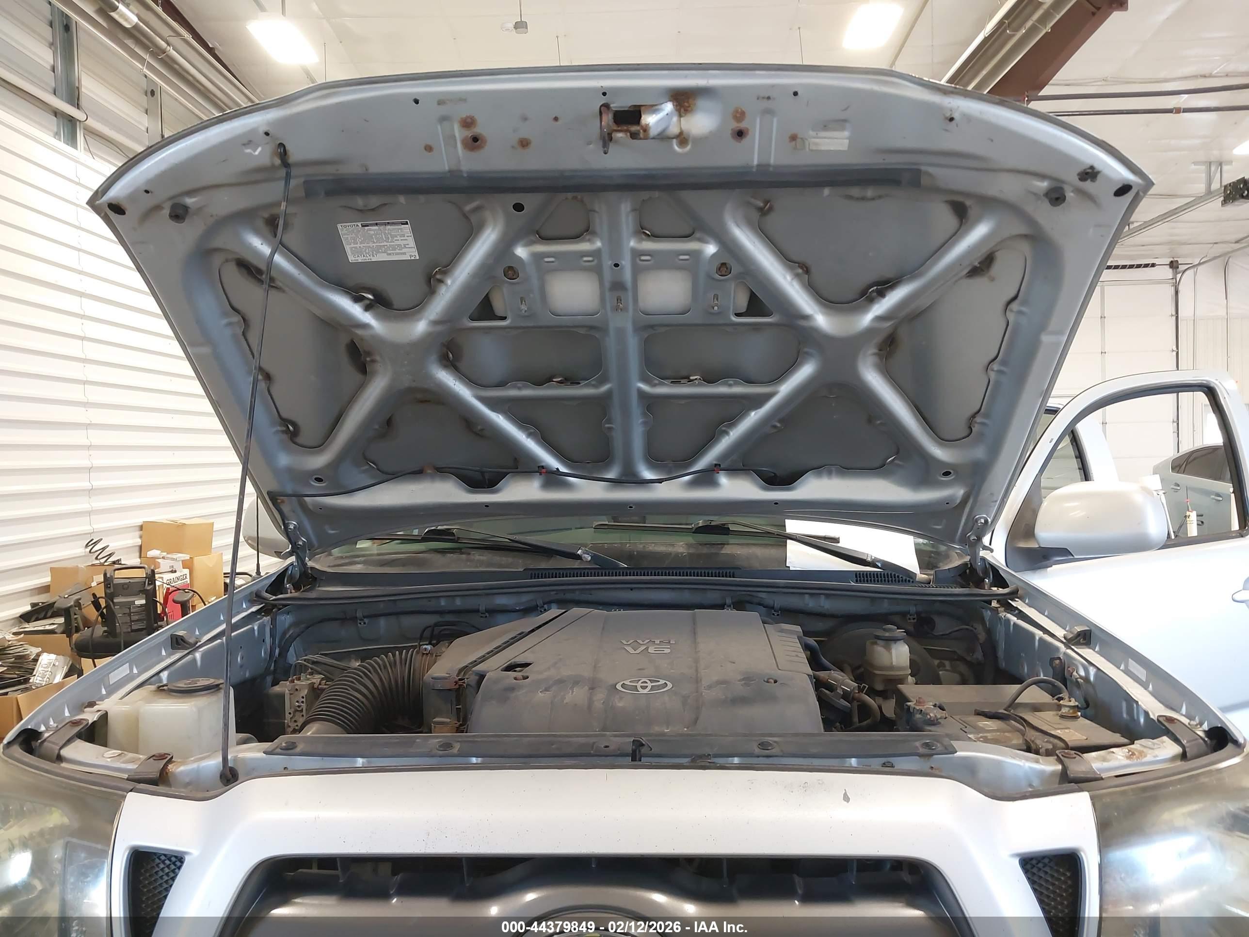 TOYOTA TACOMA image 10
