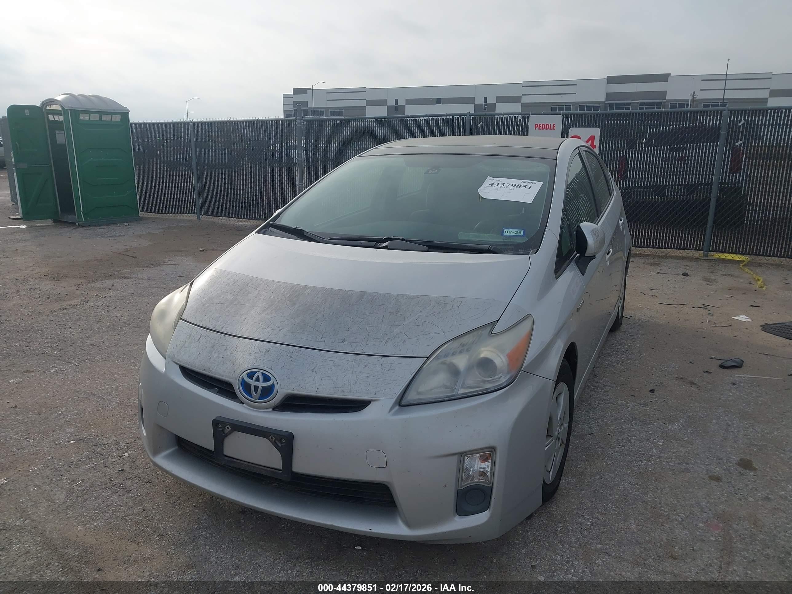TOYOTA PRIUS image 2